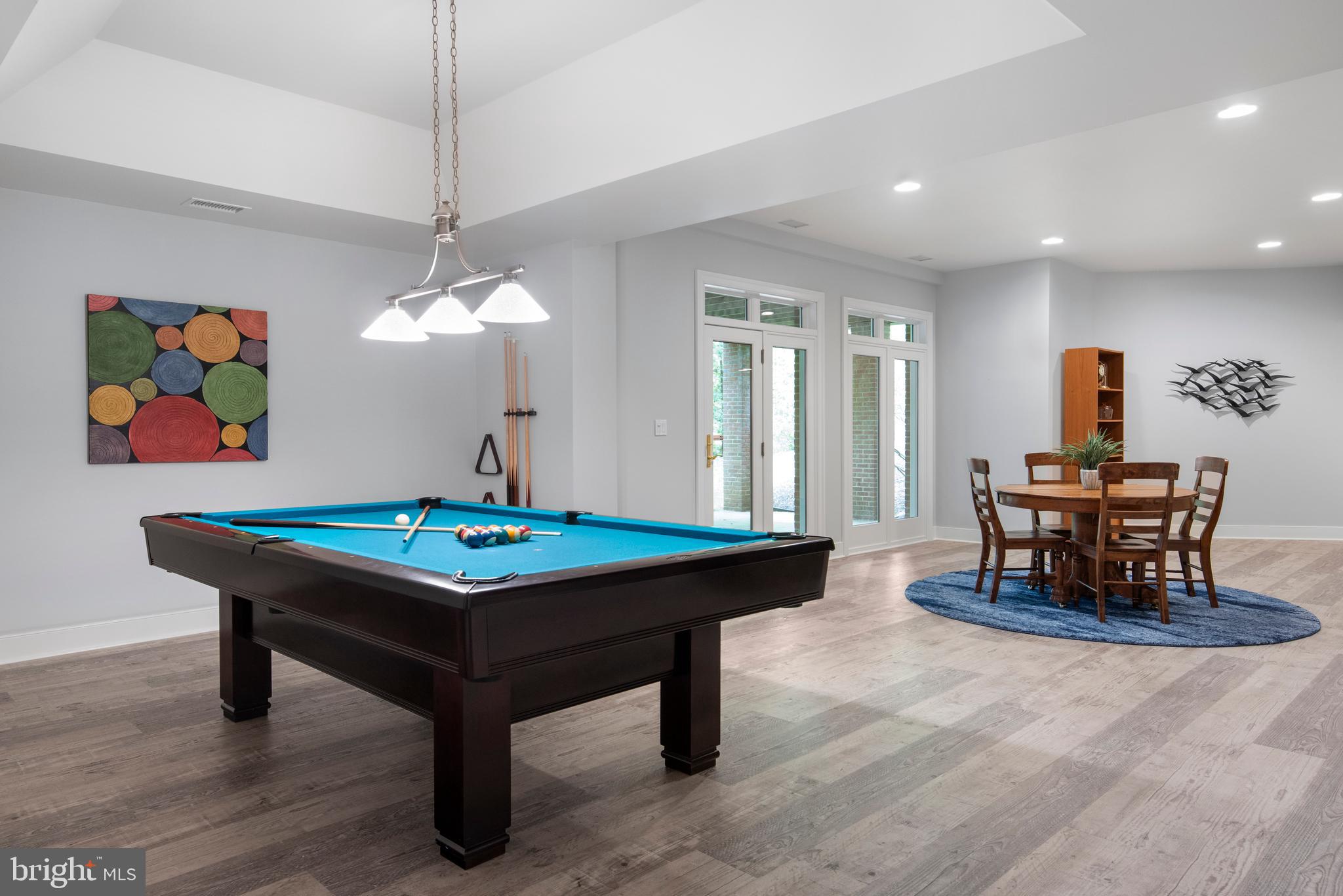 RIVER WATCH - Residential