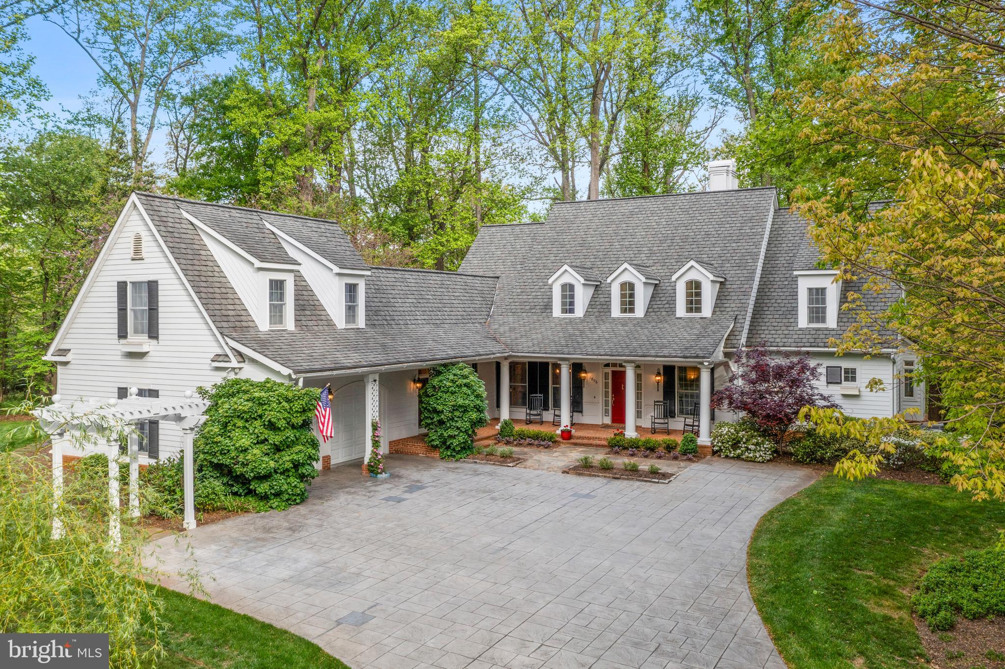 RIVER WATCH - Residential