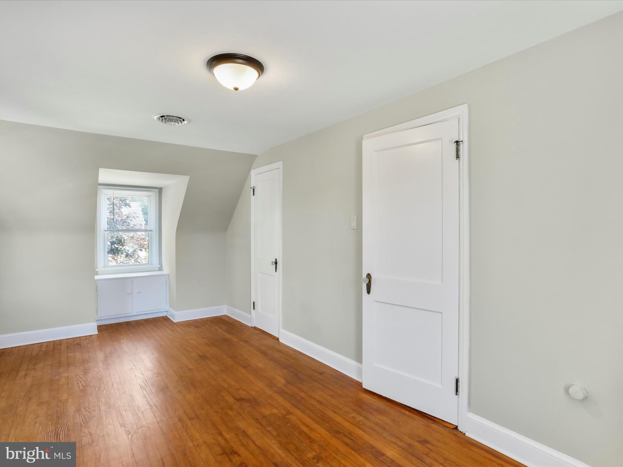 BERKELEY MANOR - Residential