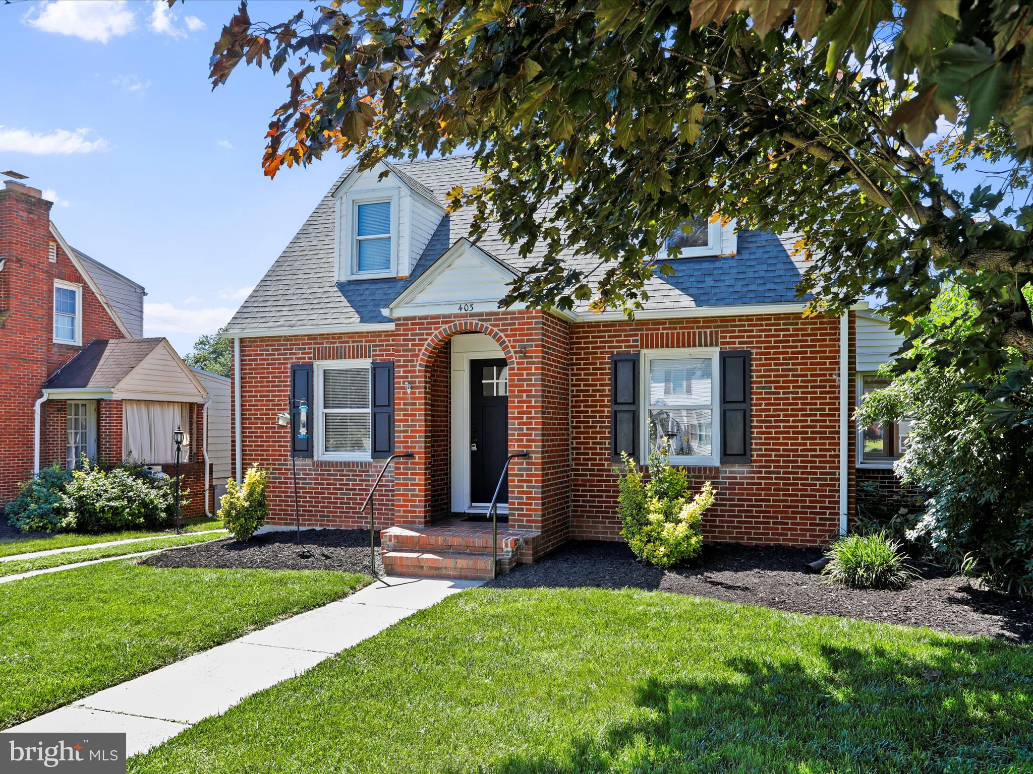 BERKELEY MANOR - Residential