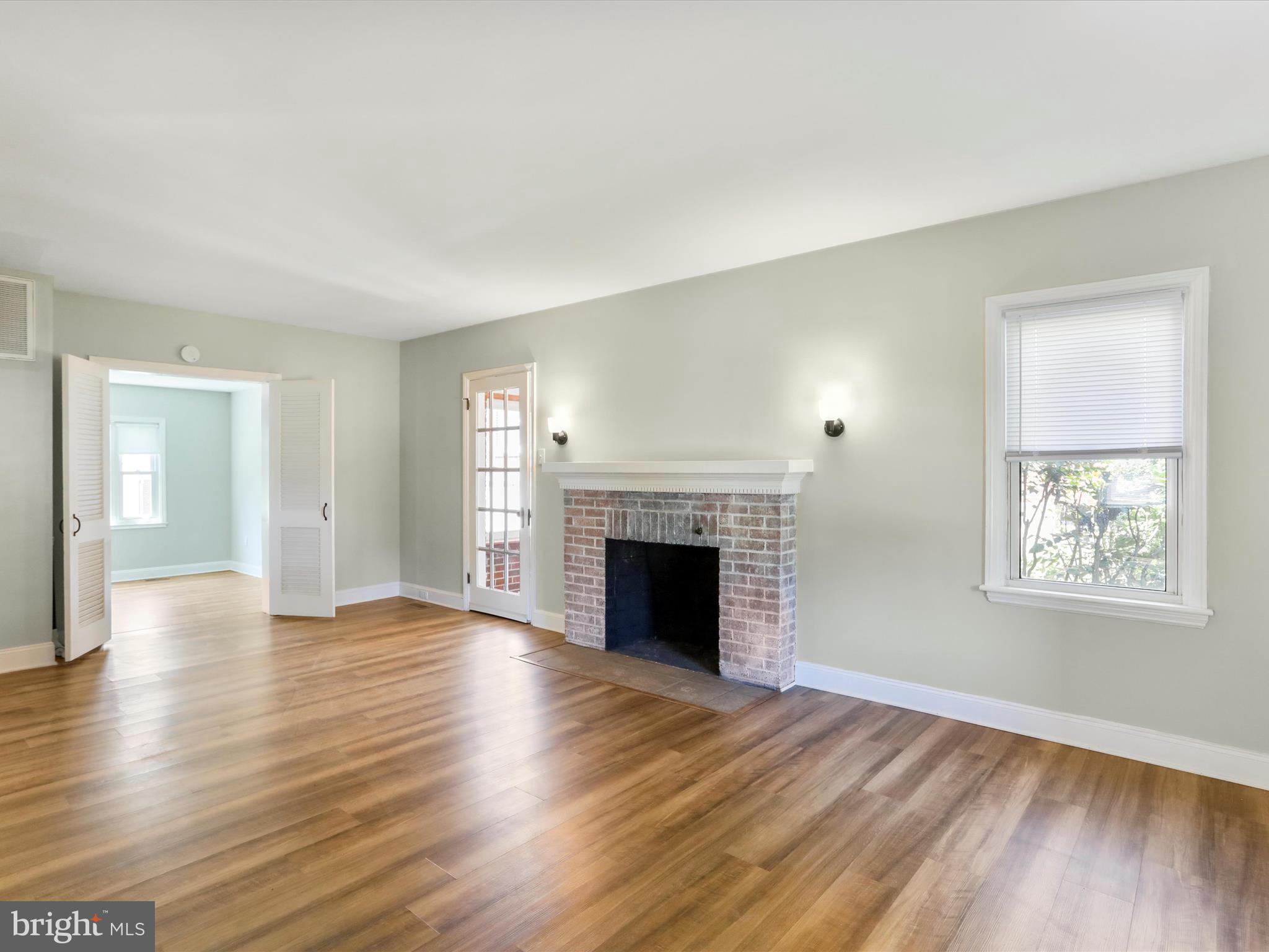 BERKELEY MANOR - Residential