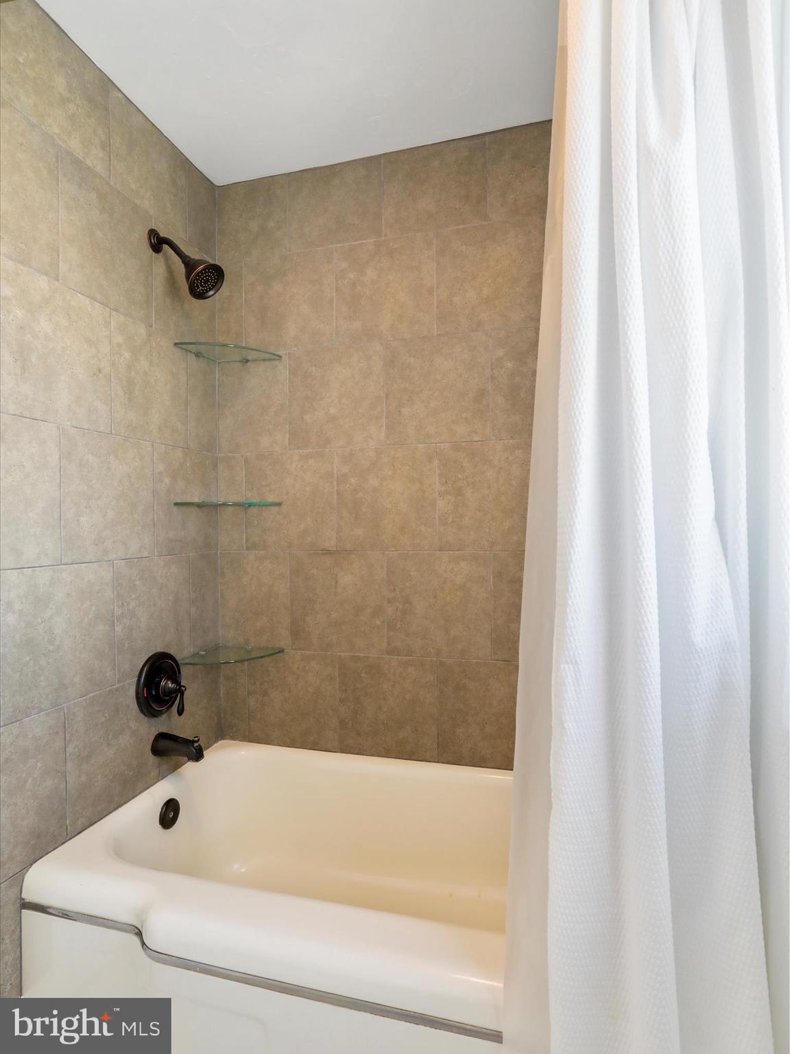 BERKELEY MANOR - Residential