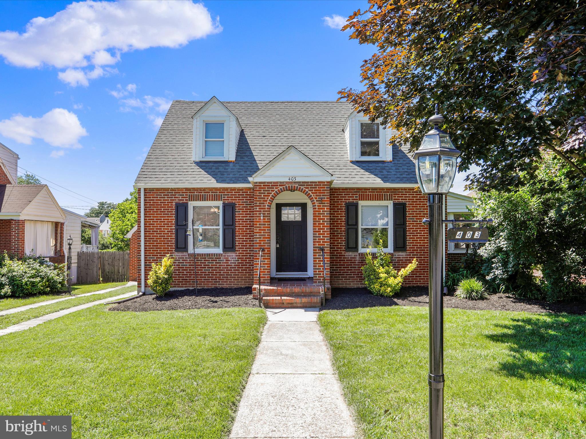 BERKELEY MANOR - Residential