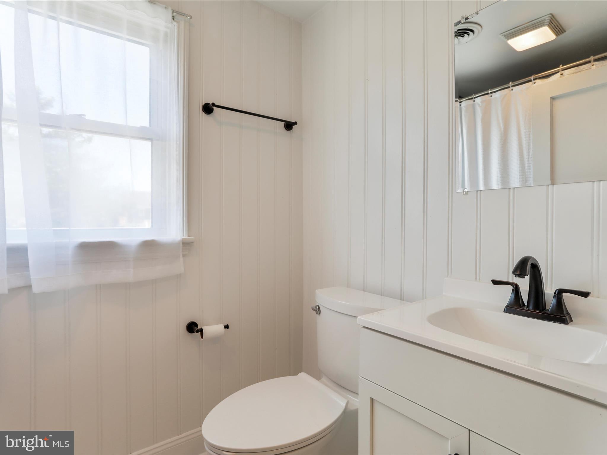 BERKELEY MANOR - Residential