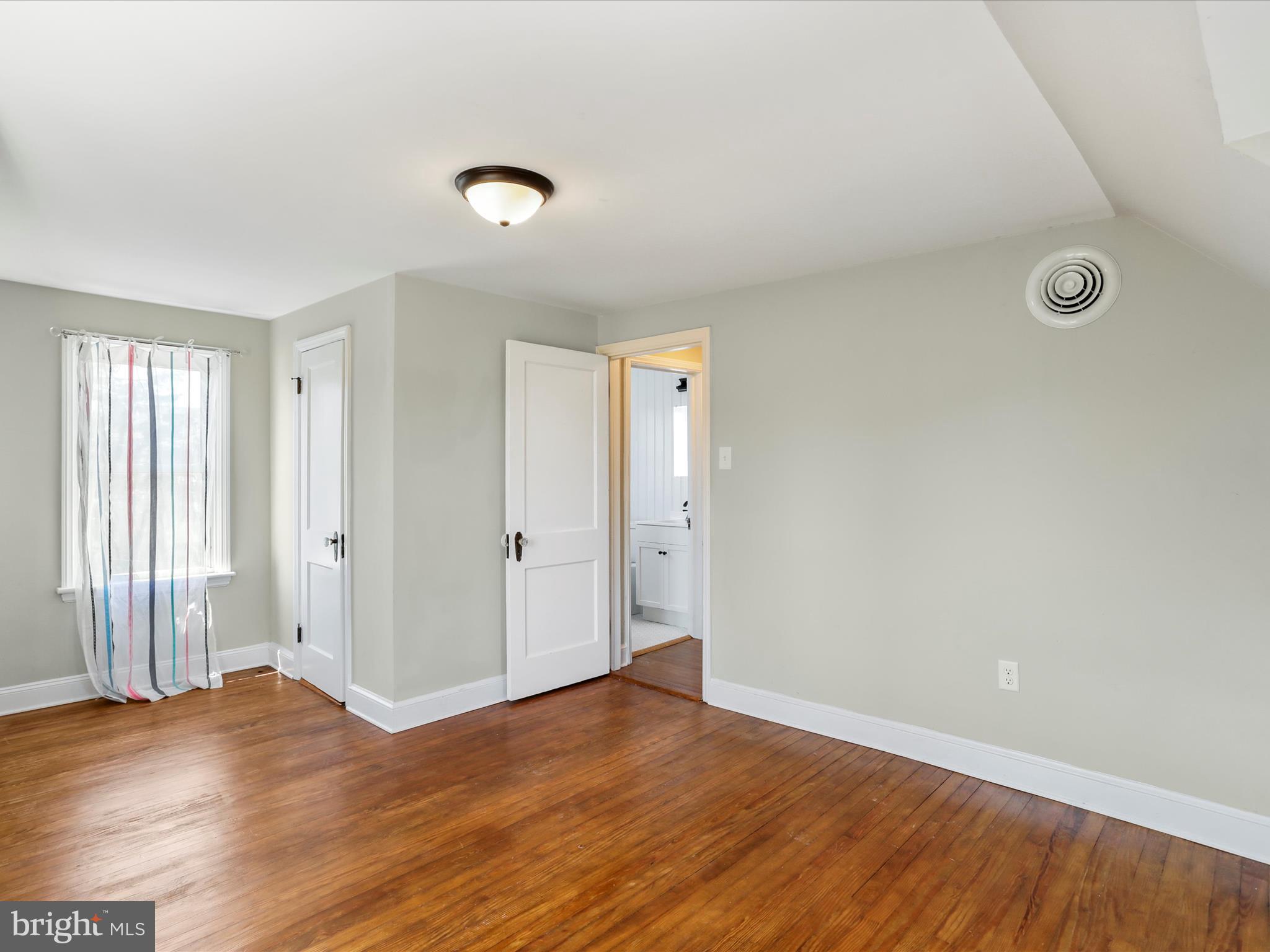 BERKELEY MANOR - Residential