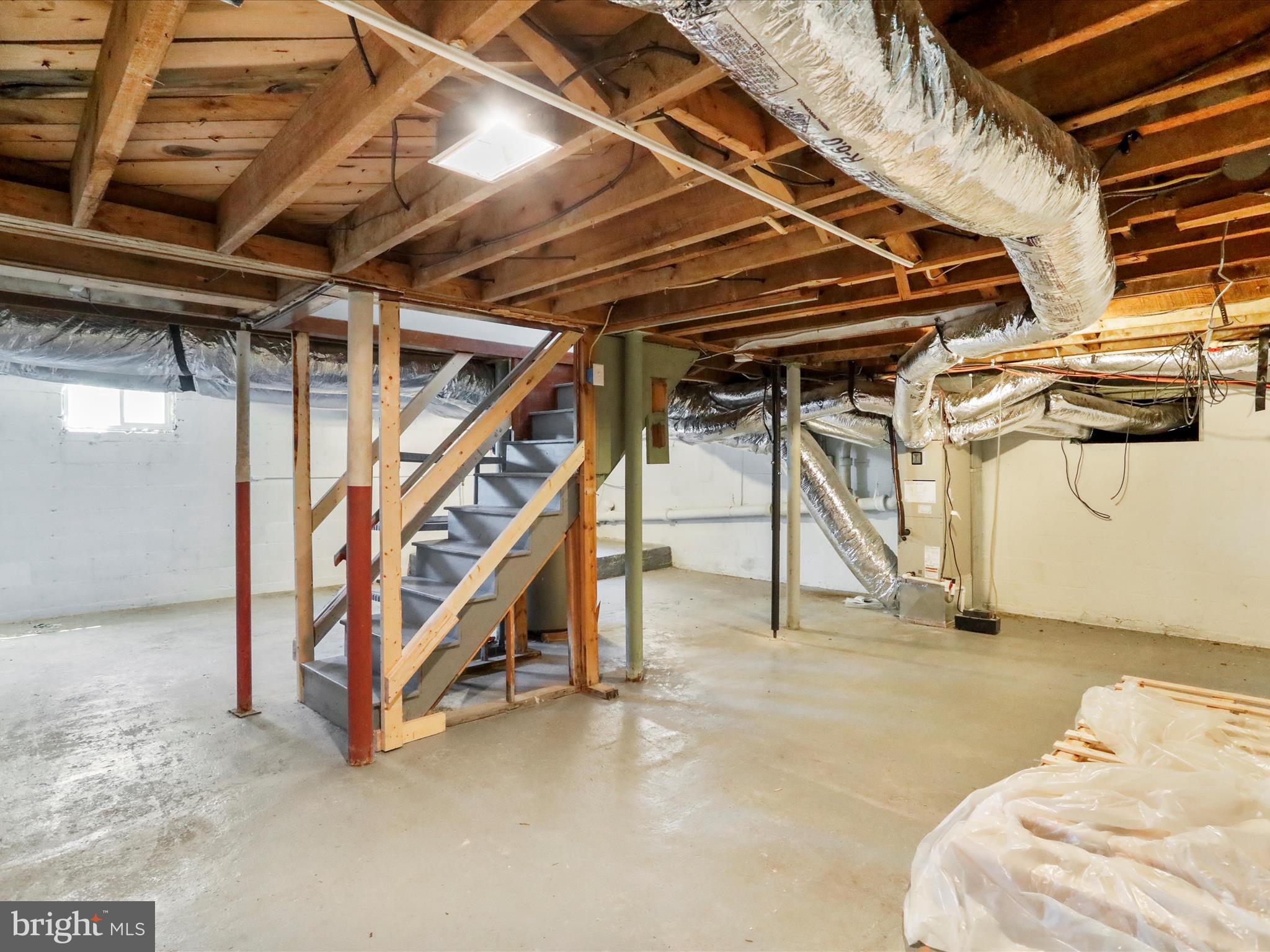 BERKELEY MANOR - Residential