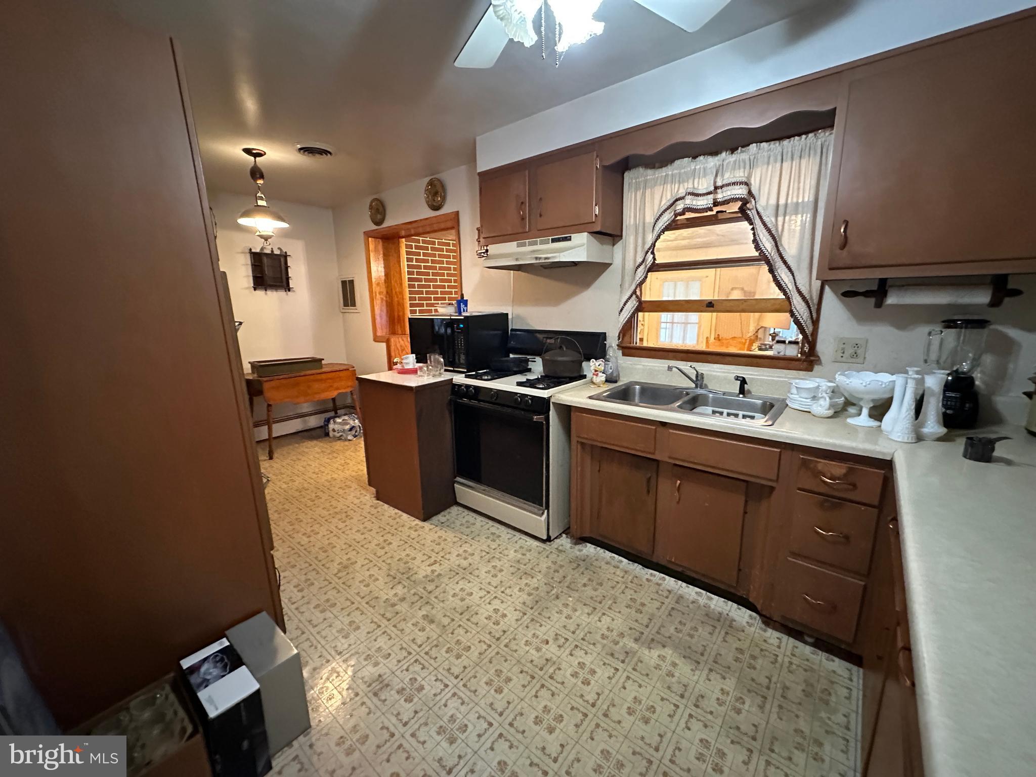 MONT ALTO BOROUGH - Residential