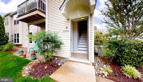 Condo For Sale - 1008B Ralston Drive<br/> MOUNT LAUREL, NJ 08054