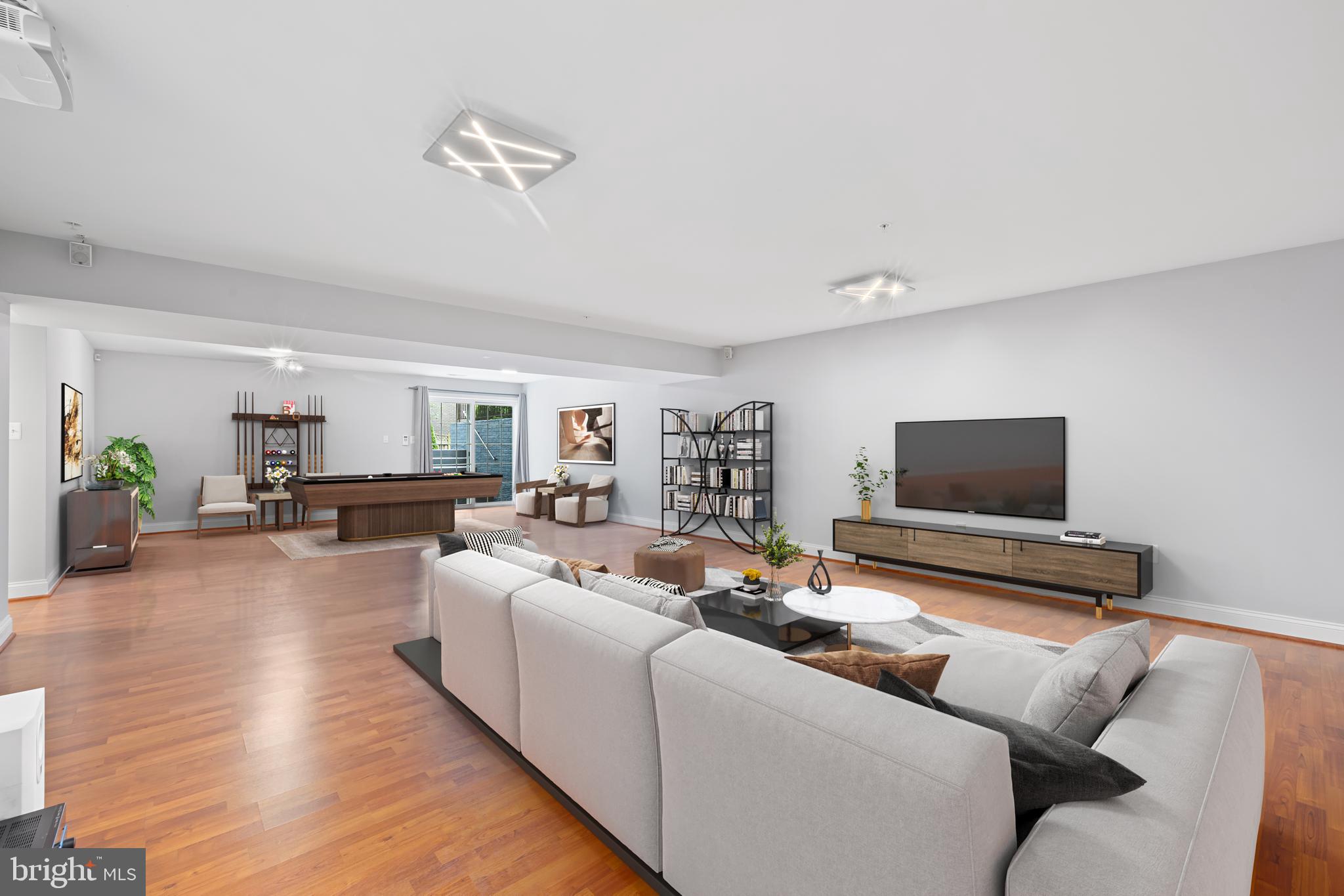 NORTH KENSINGTON - Residential