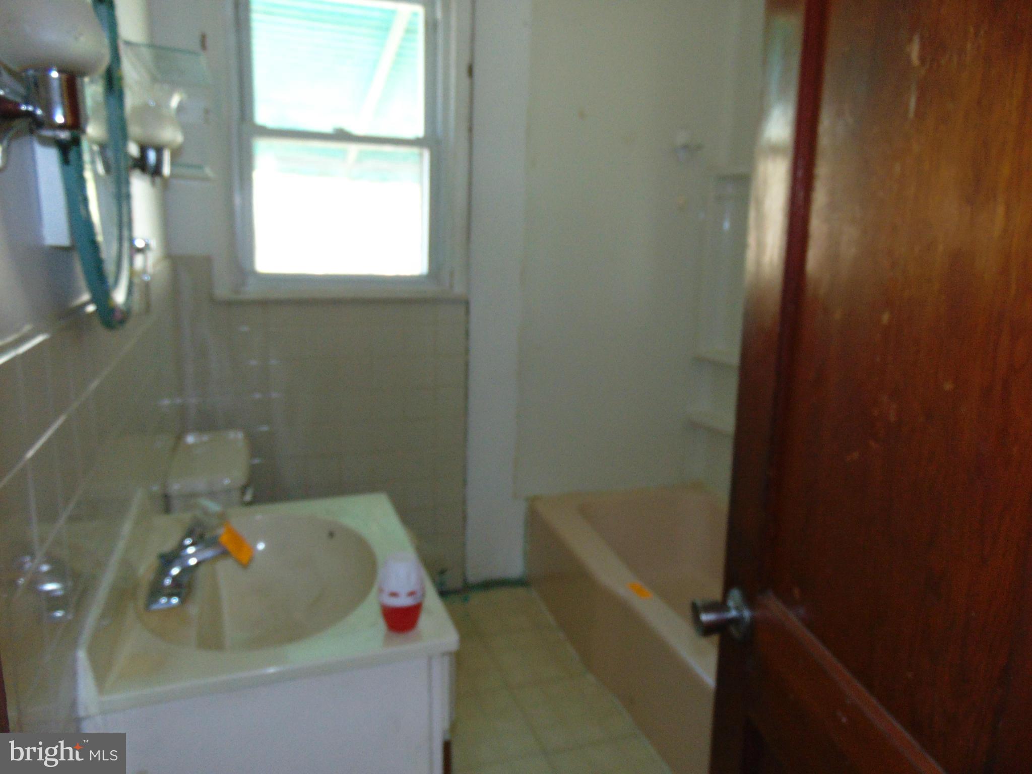 RIVIERA BEACH - Residential