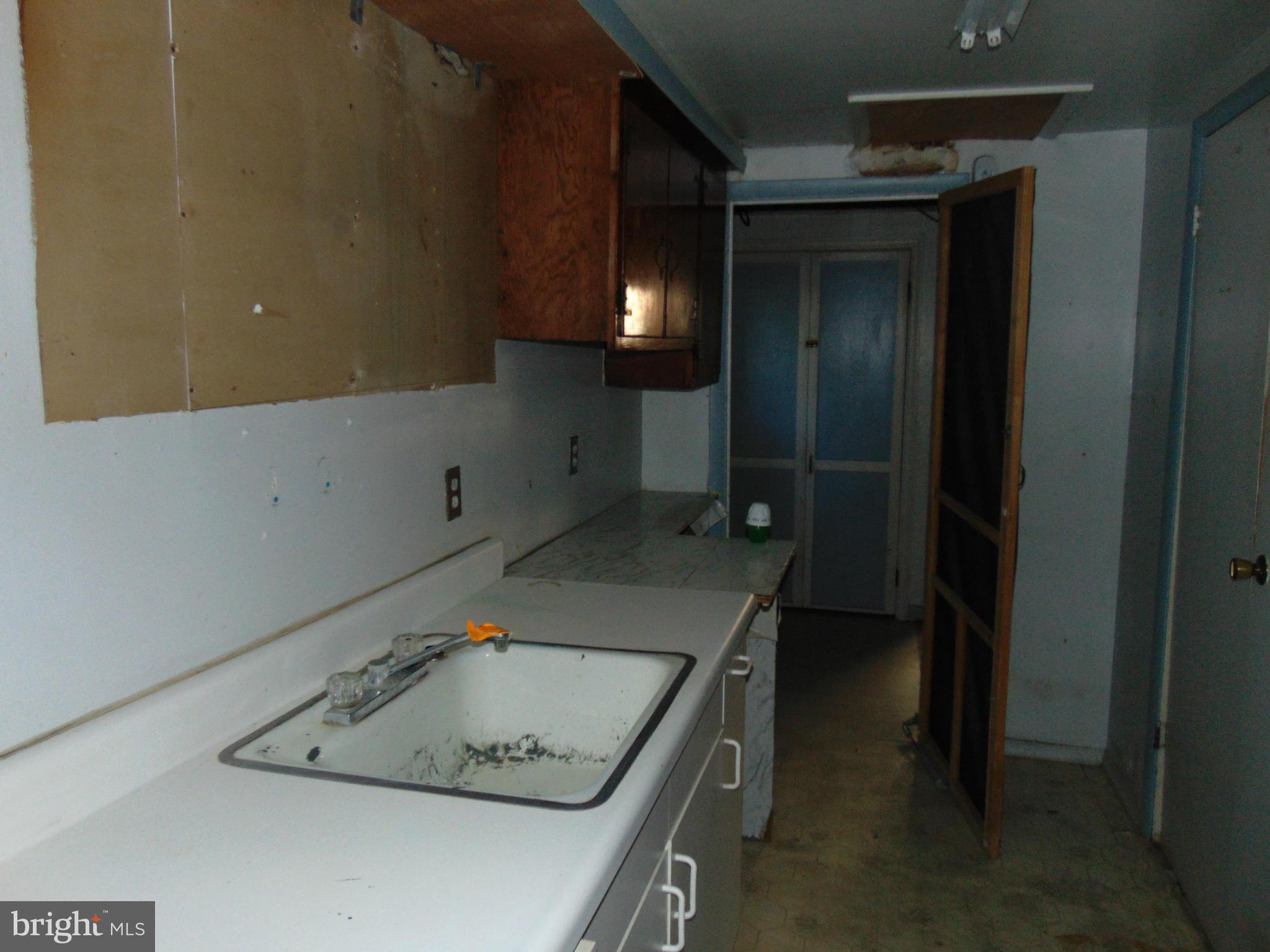 RIVIERA BEACH - Residential