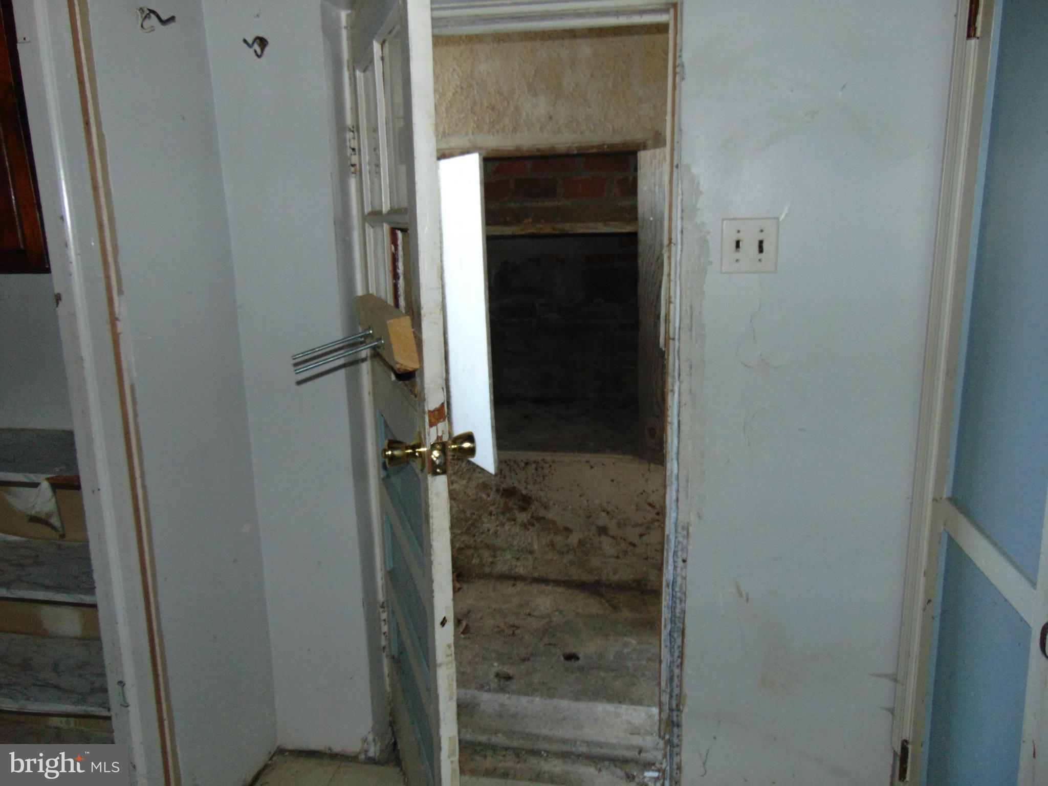 RIVIERA BEACH - Residential