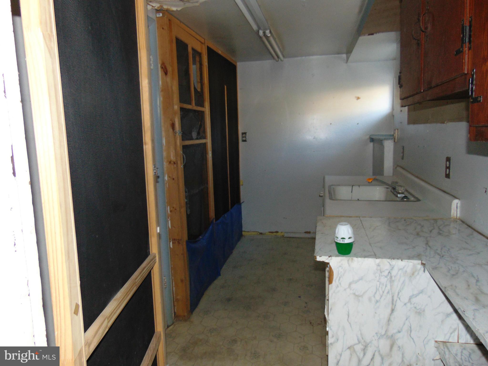 RIVIERA BEACH - Residential