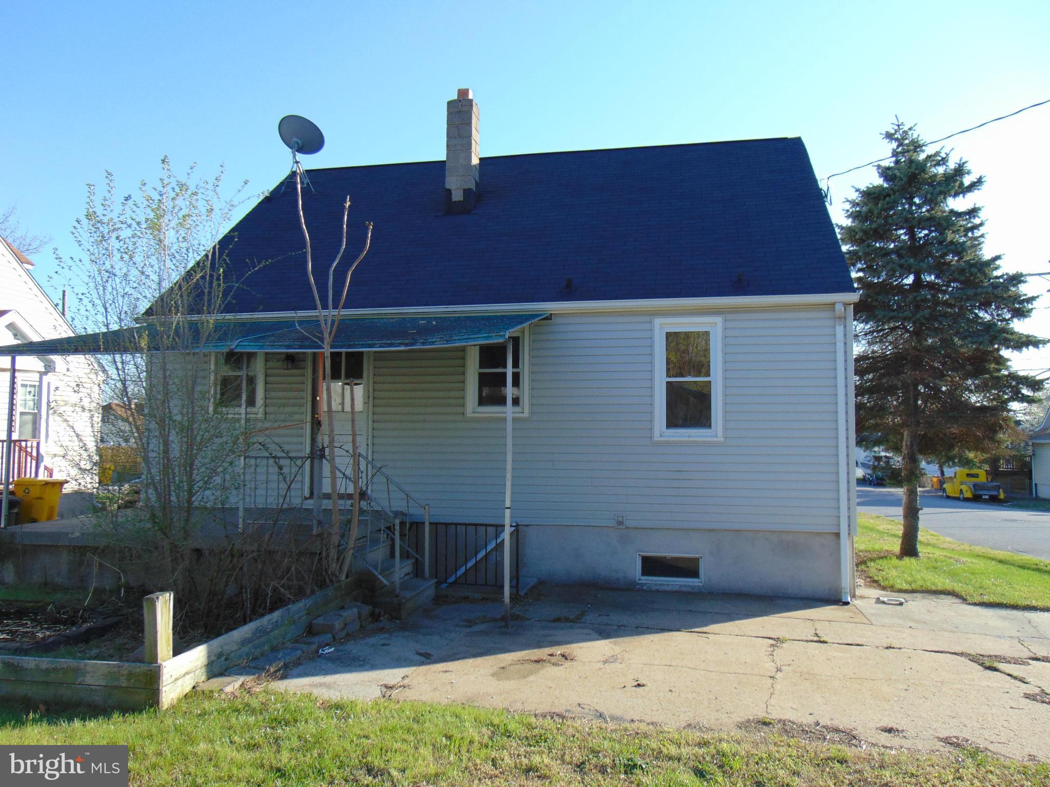 RIVIERA BEACH - Residential