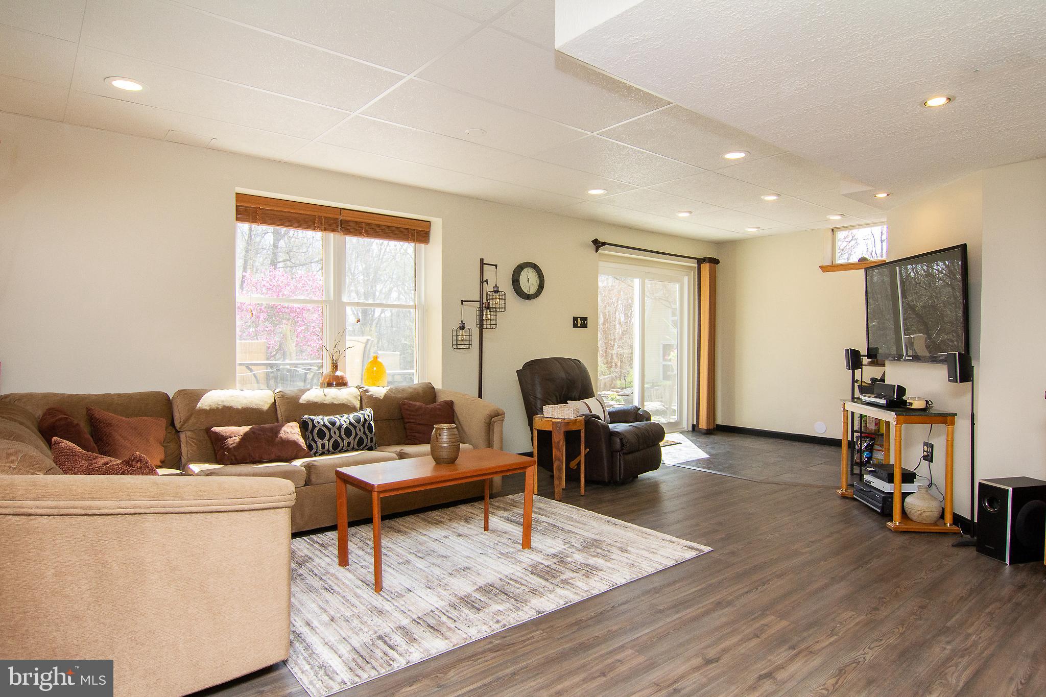 SHANNON RUN - Residential