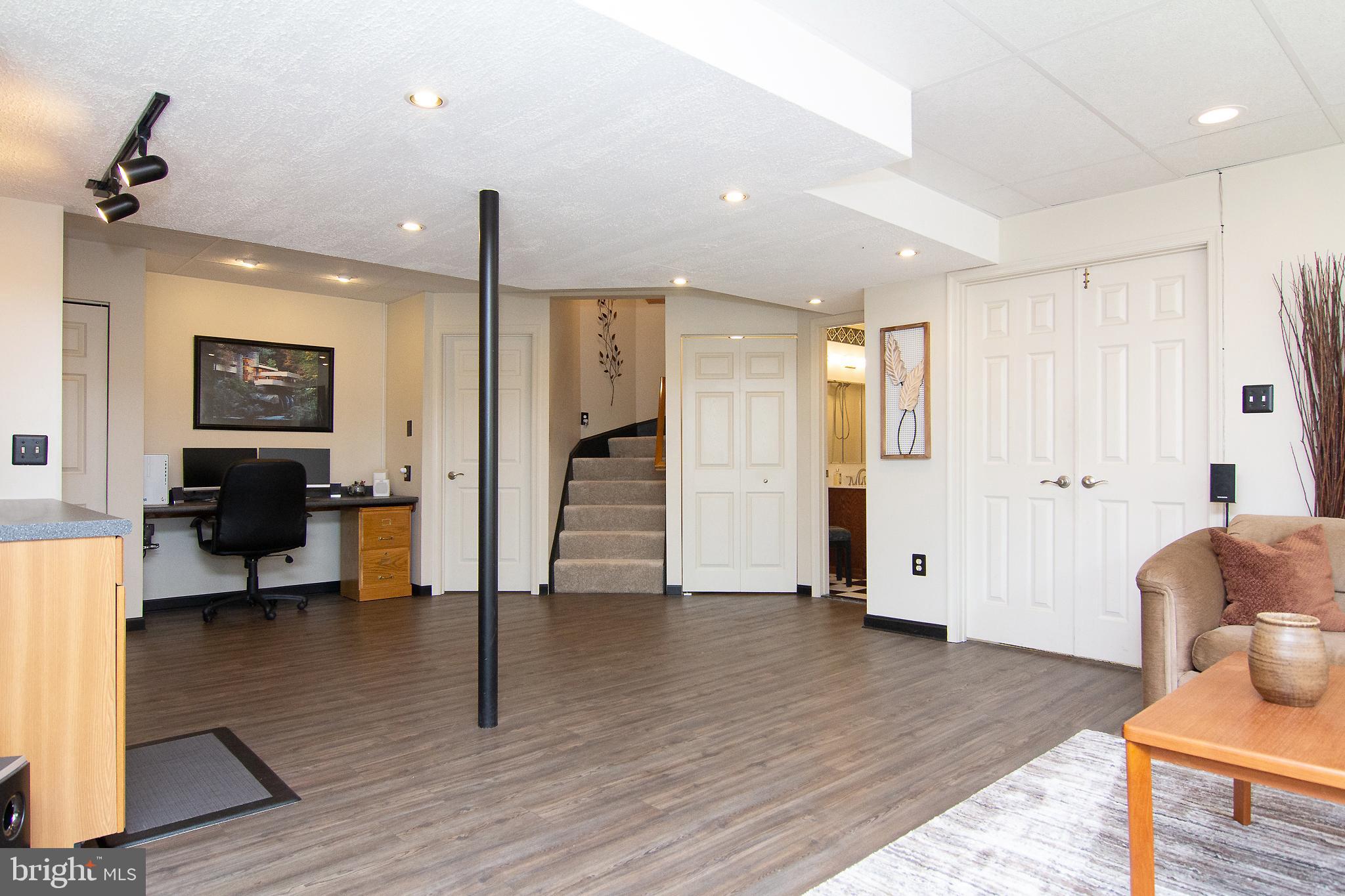 SHANNON RUN - Residential