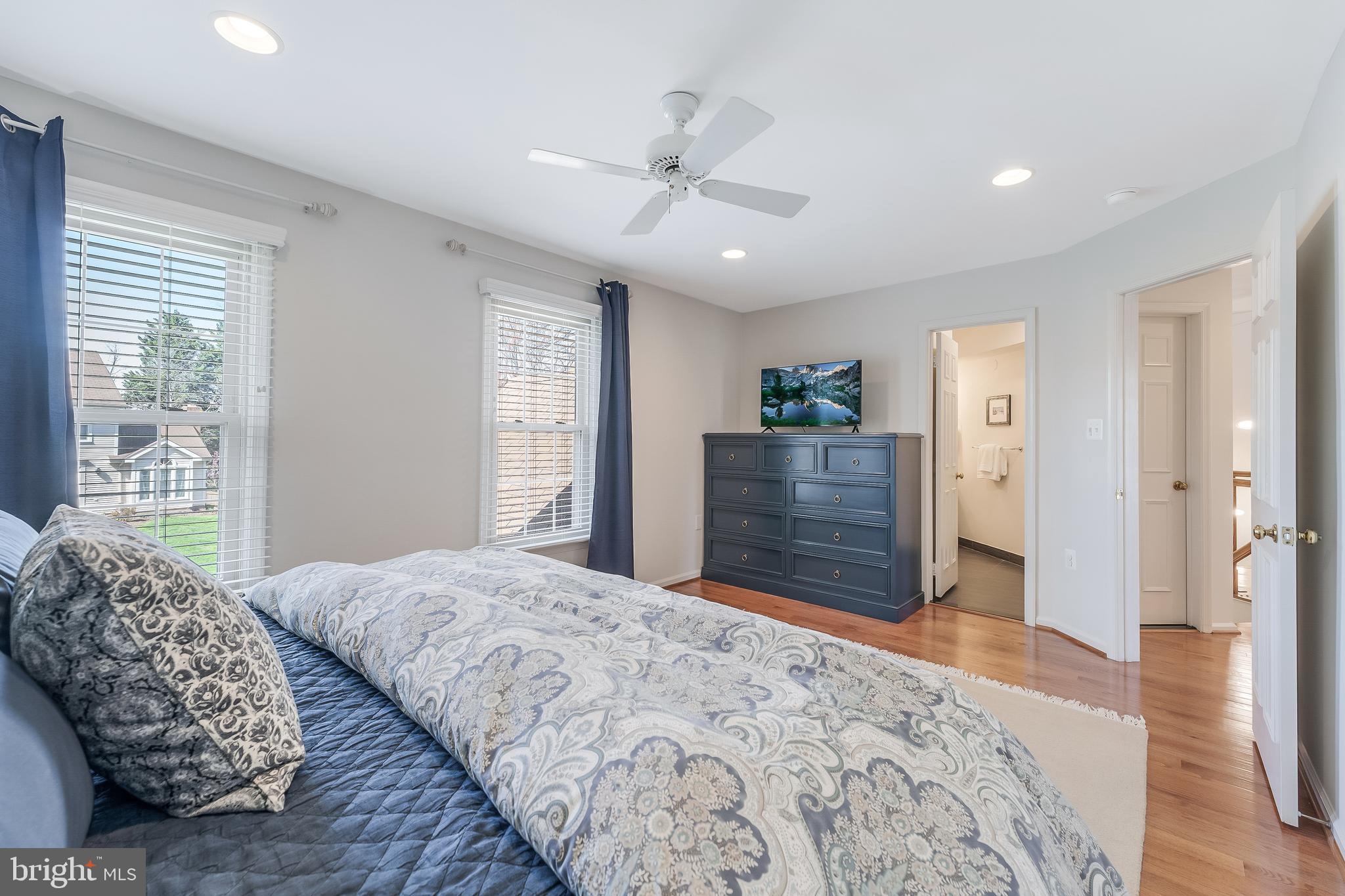 CHANTILLY HIGHLANDS - Residential