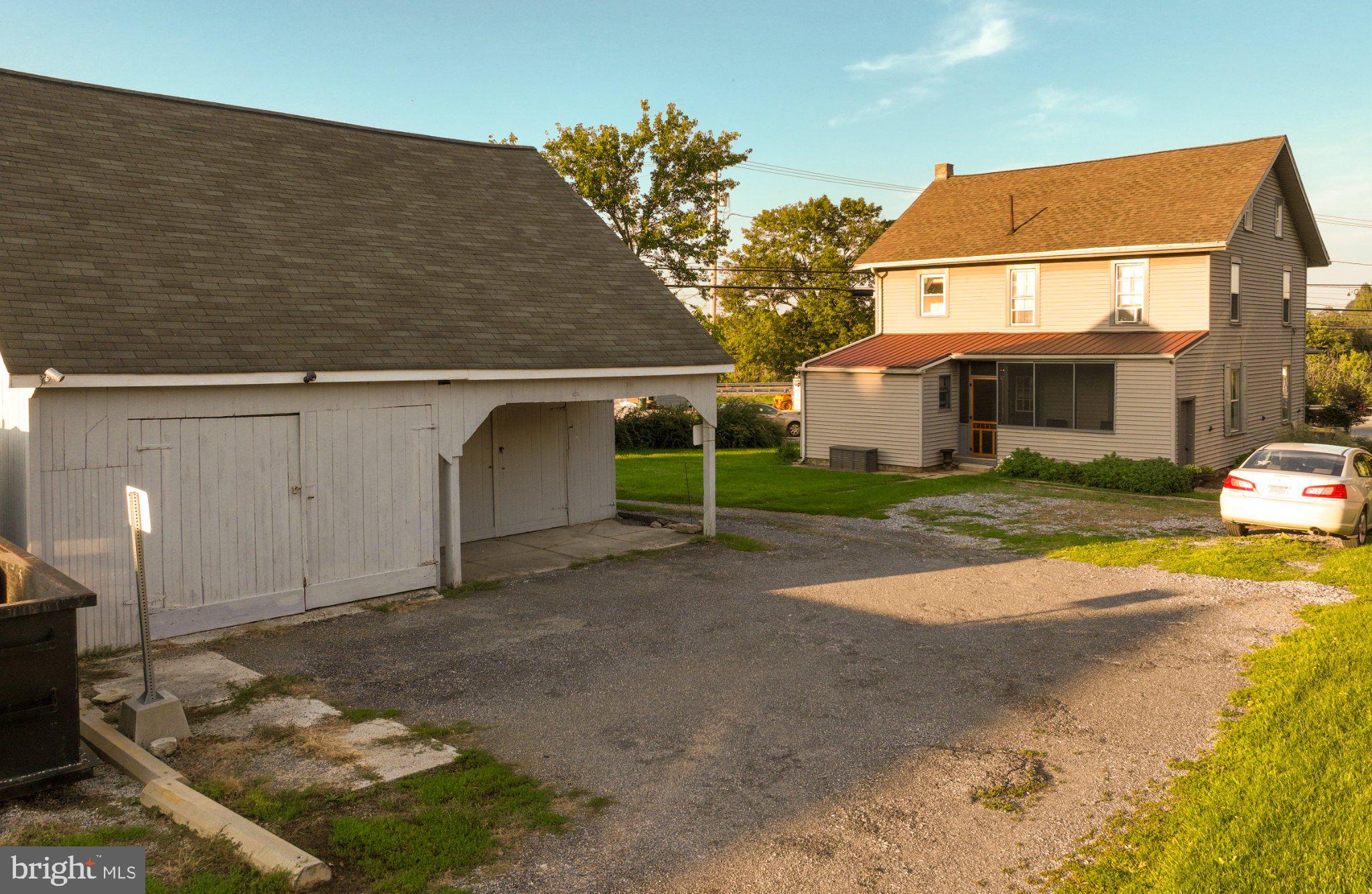 5302 LINCOLN HIGHWAY
