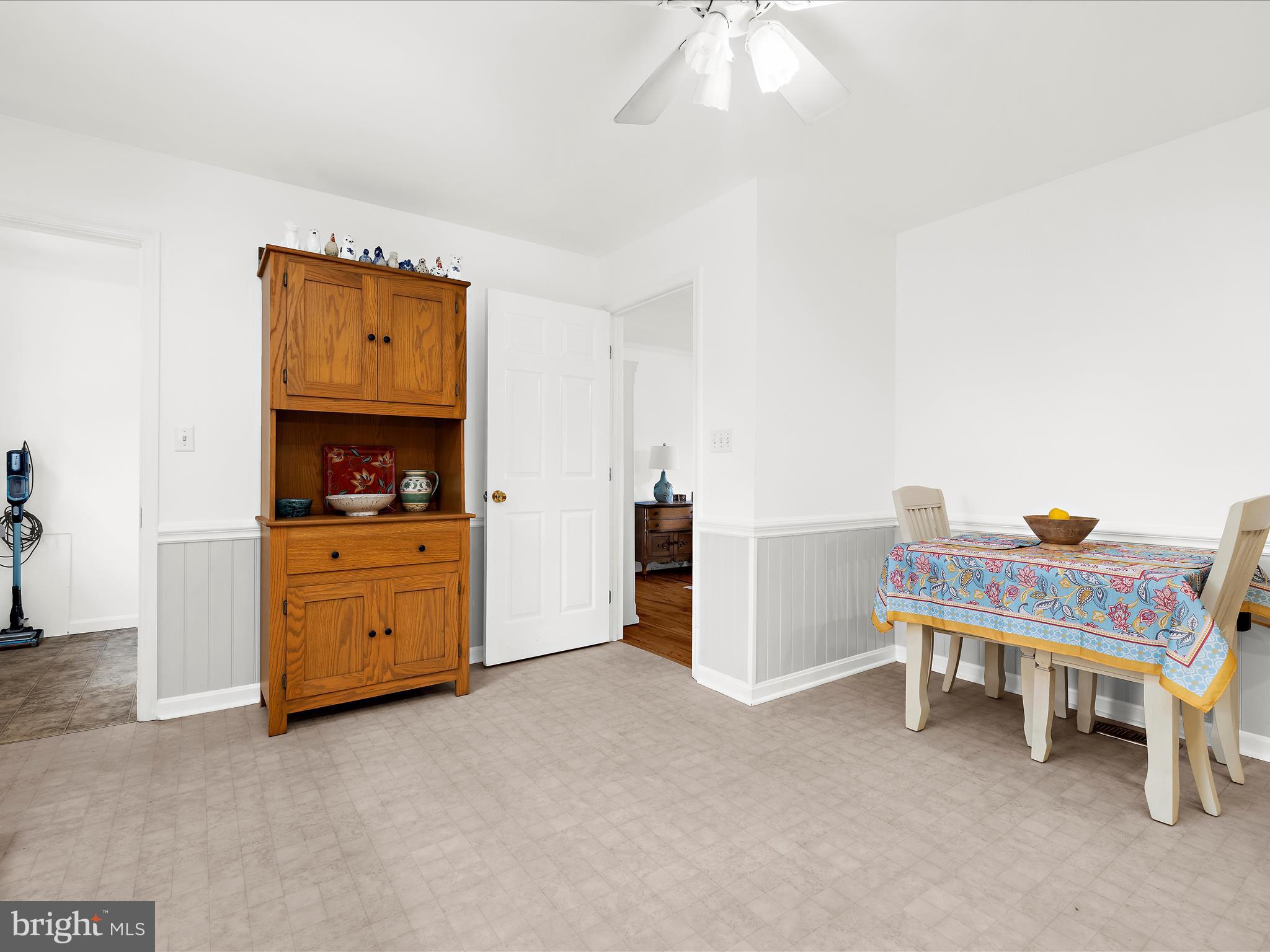 FOXLEY MANOR - Residential