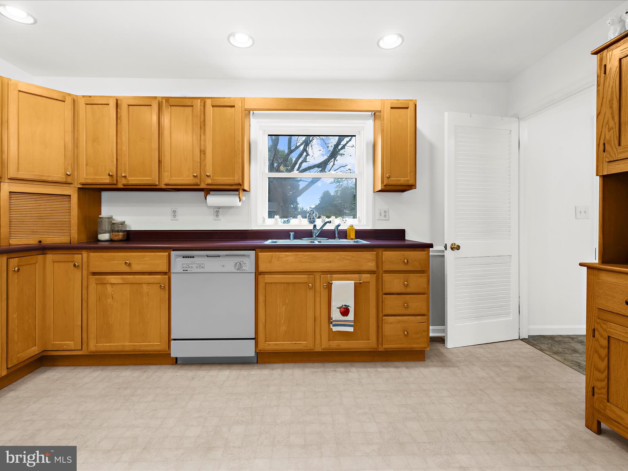 FOXLEY MANOR - Residential