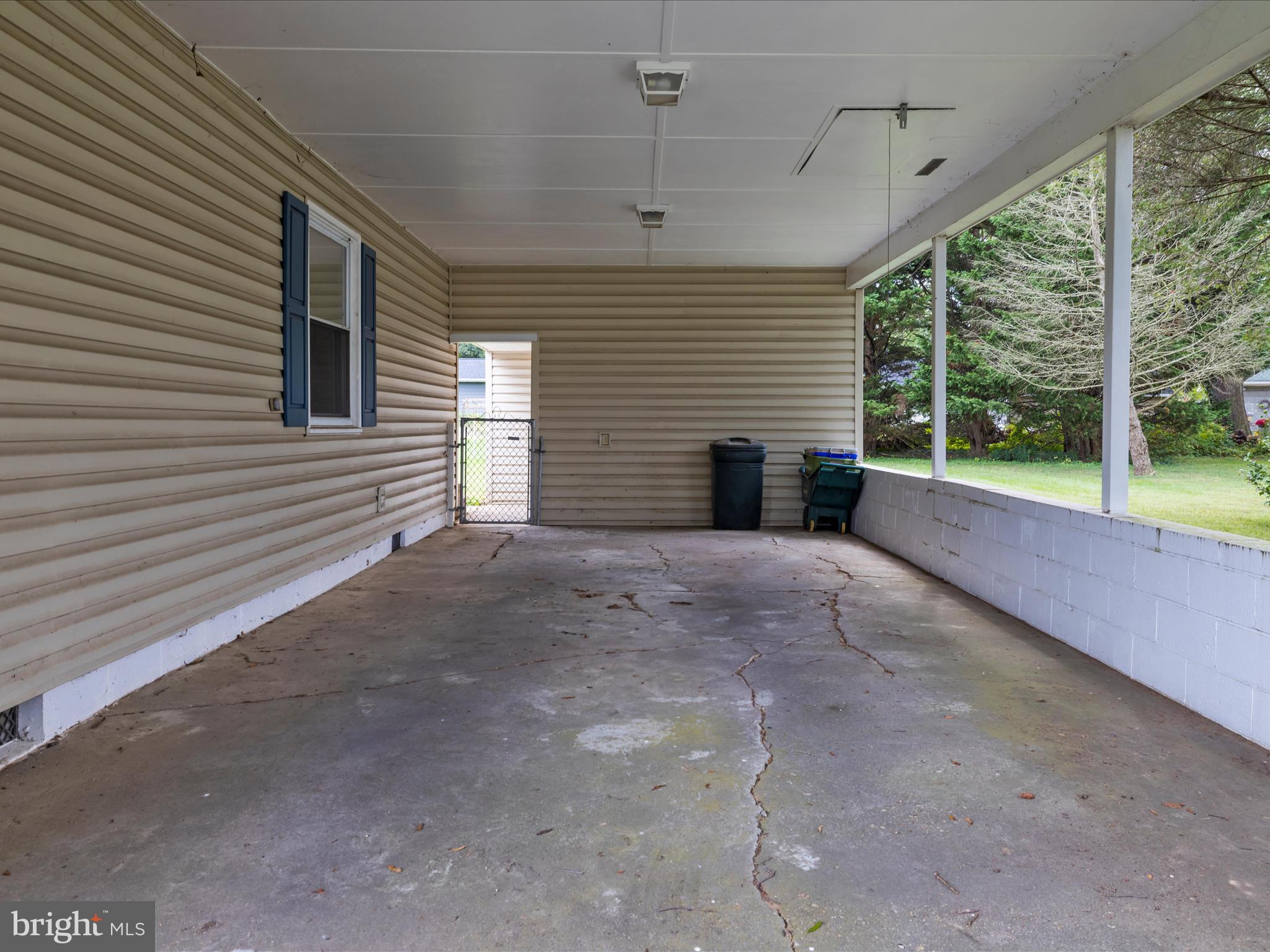 FOXLEY MANOR - Residential