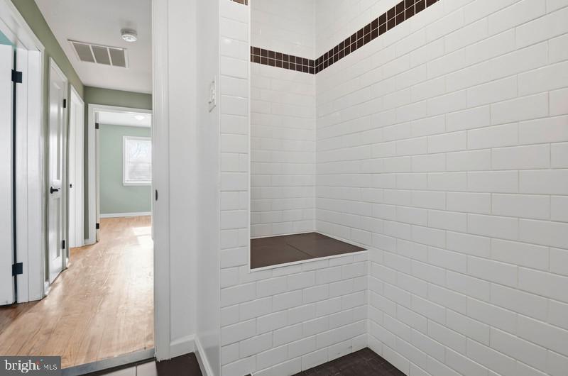 BROOKLYN - Residential