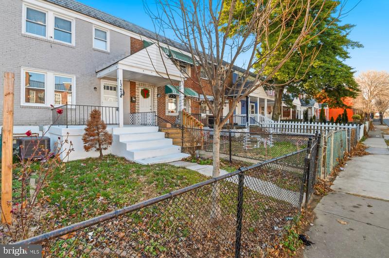 BROOKLYN - Residential