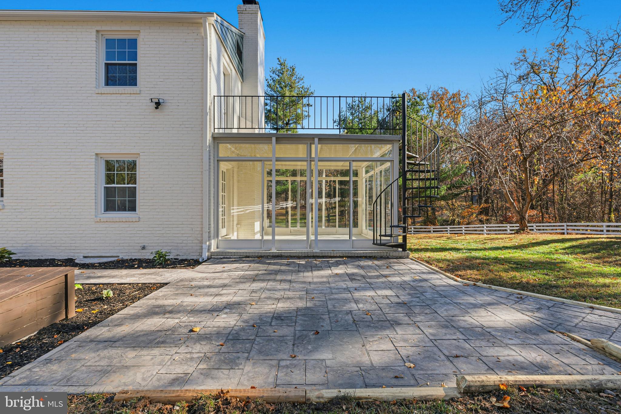 HIGHLAND - Residential