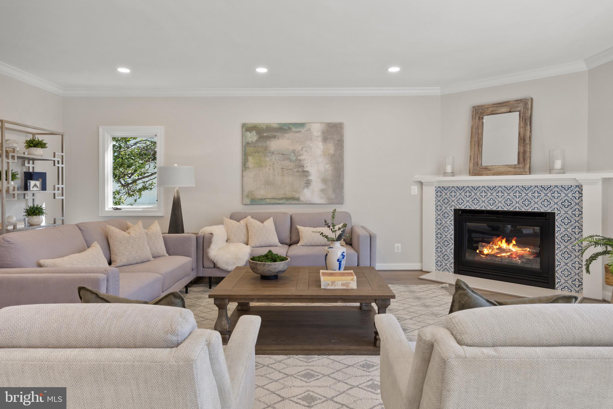 CHEVY CHASE - Residential