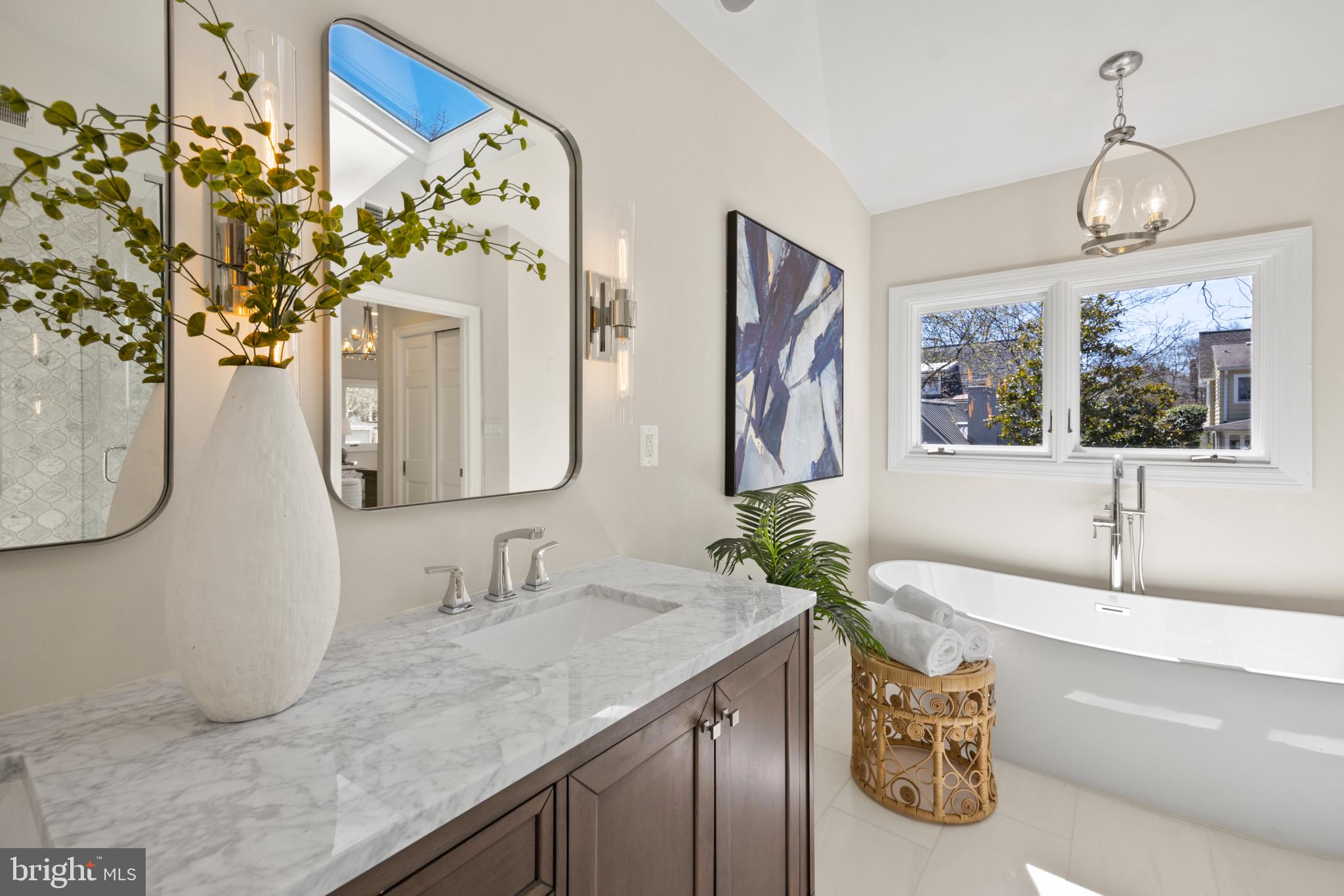 CHEVY CHASE - Residential