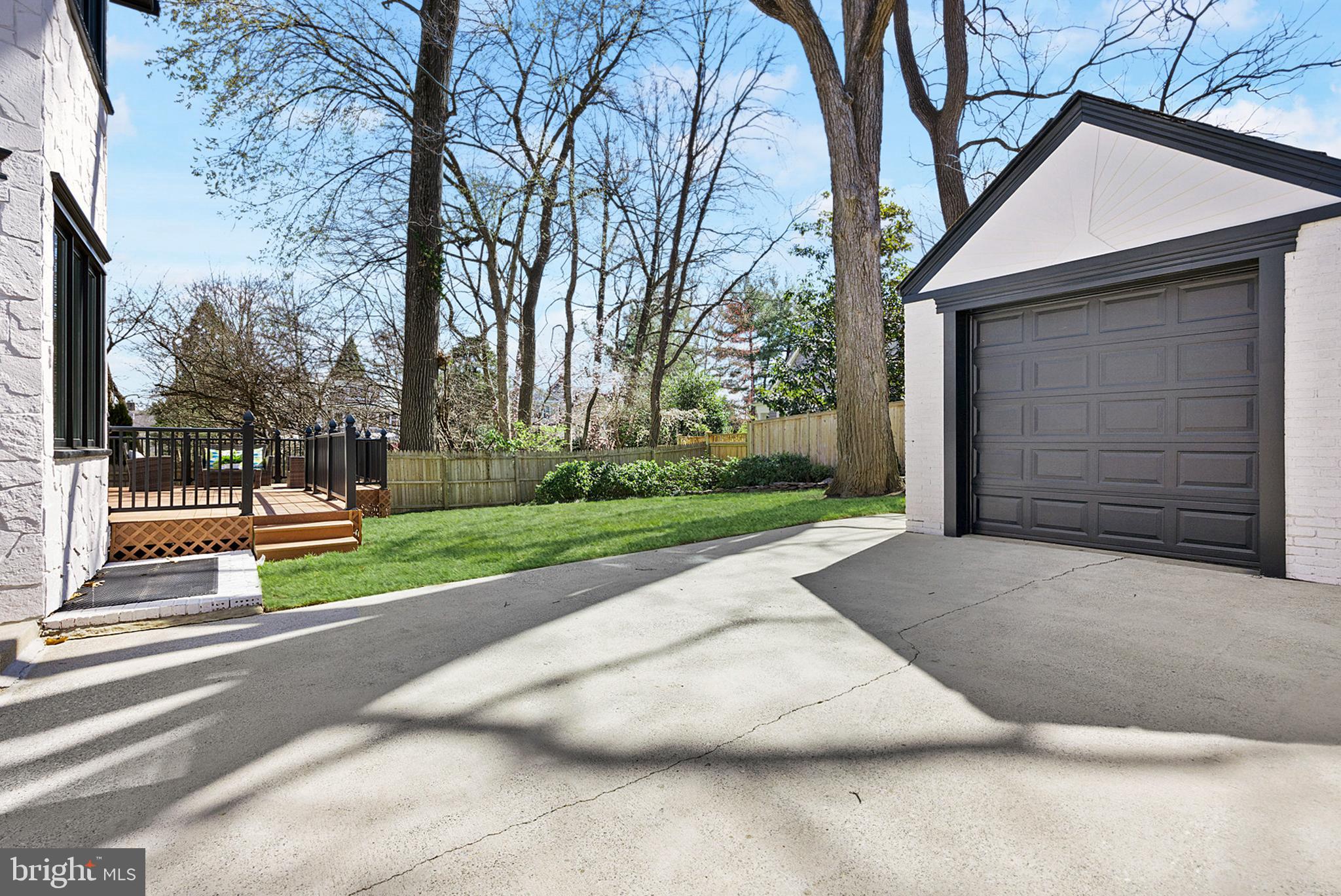 CHEVY CHASE - Residential