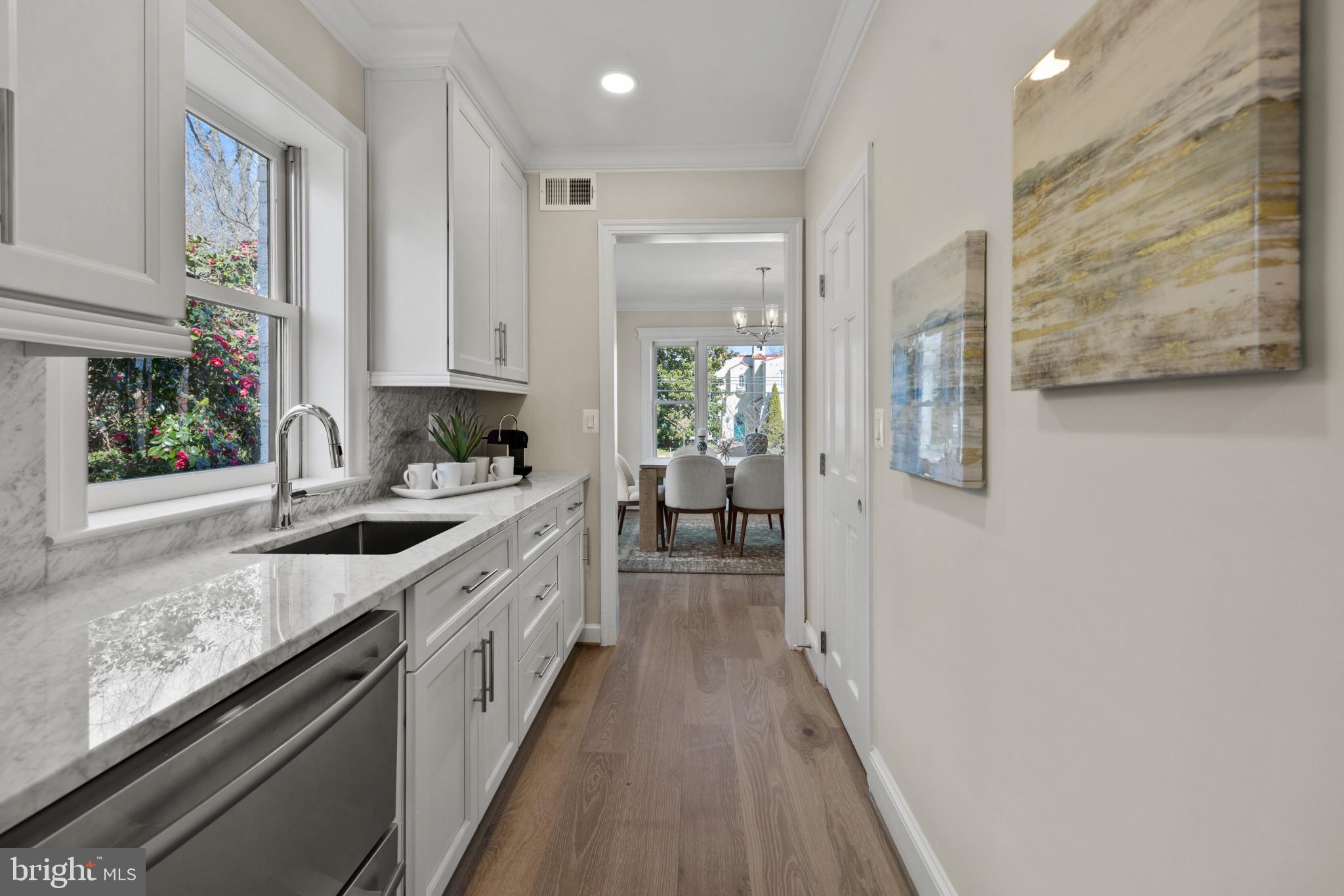 CHEVY CHASE - Residential