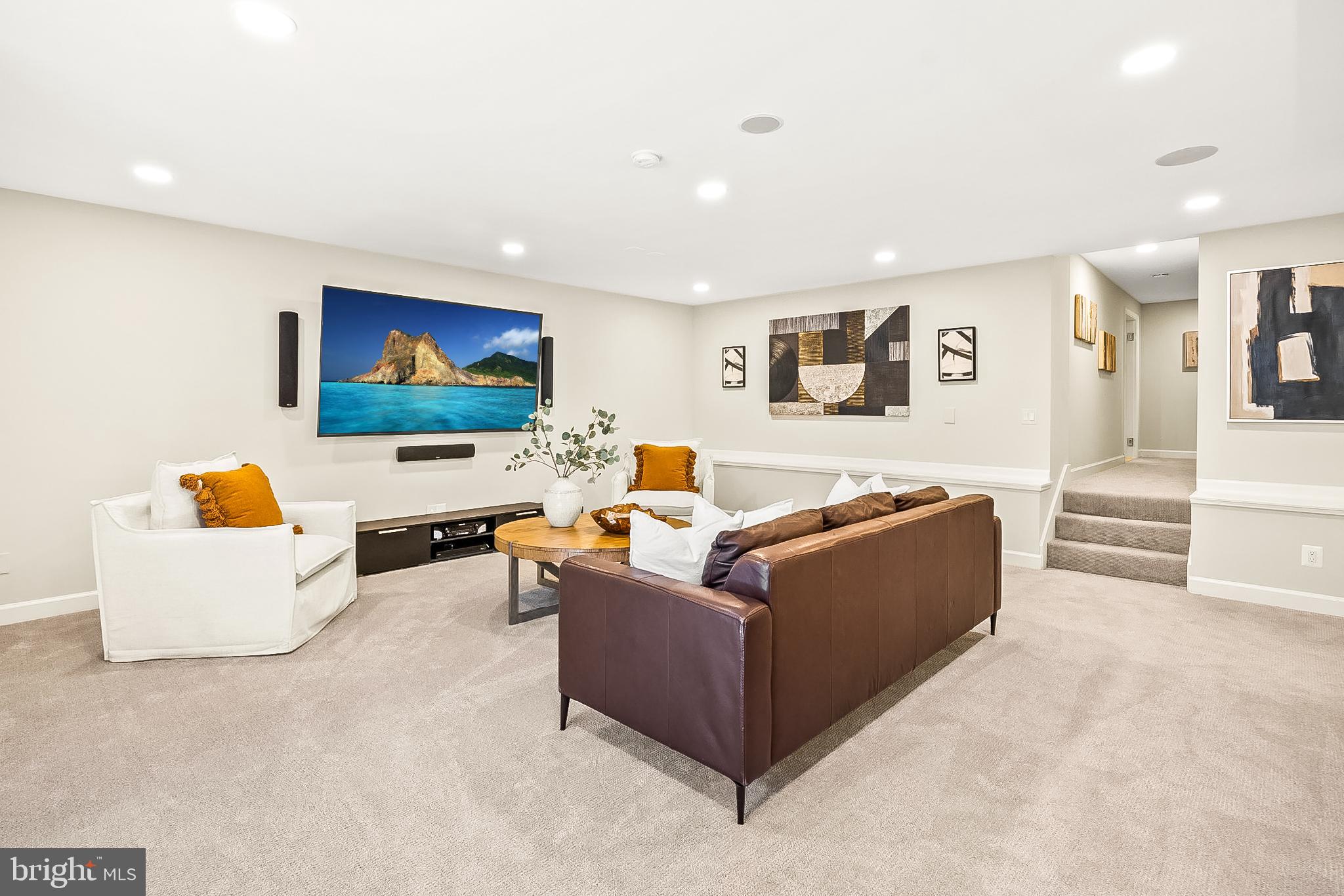 CHEVY CHASE - Residential