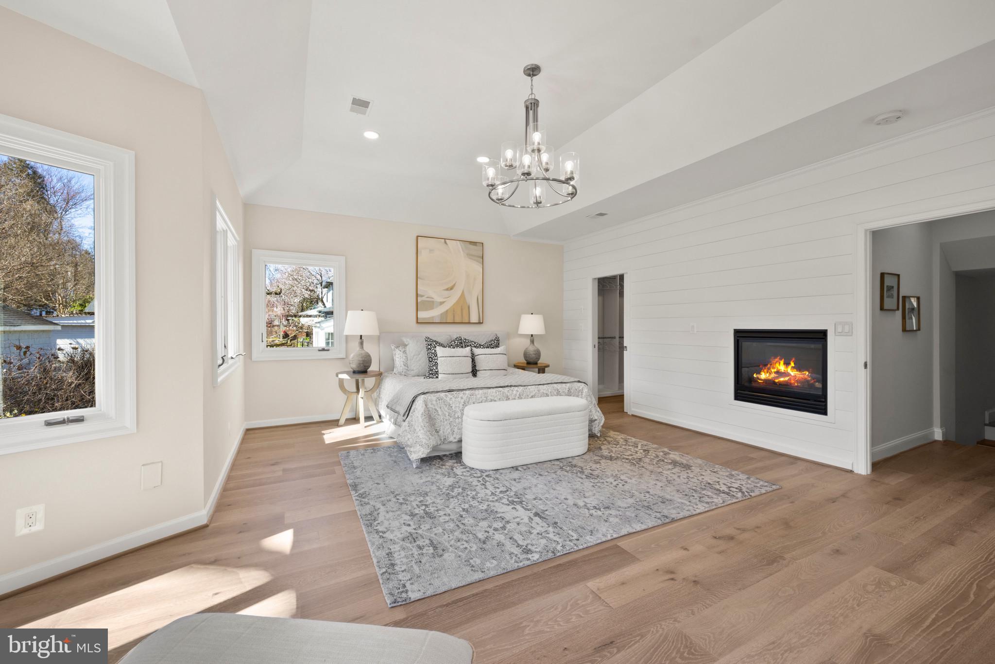 CHEVY CHASE - Residential