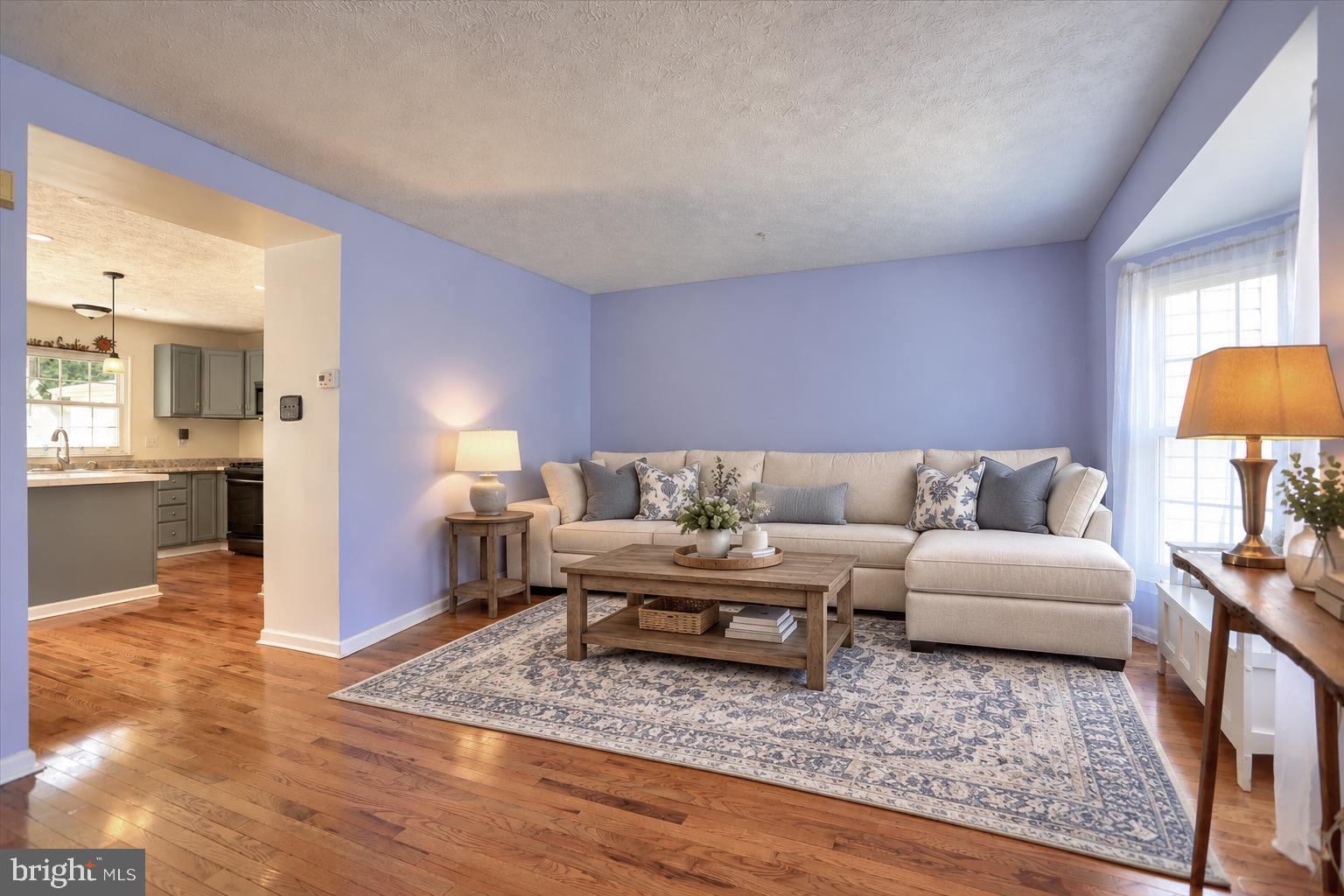 1025 JEANETT WAY