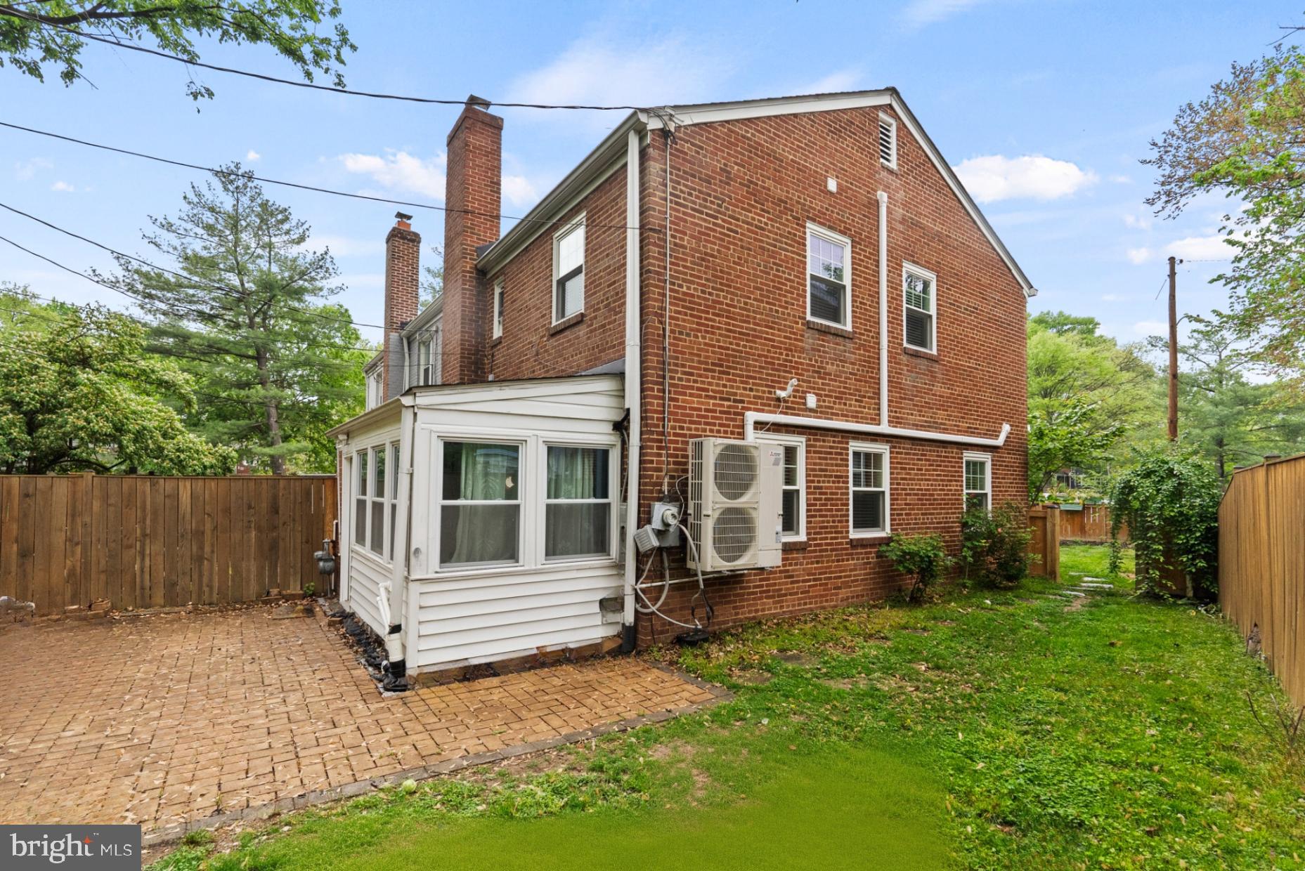 ROSEMONT - Residential