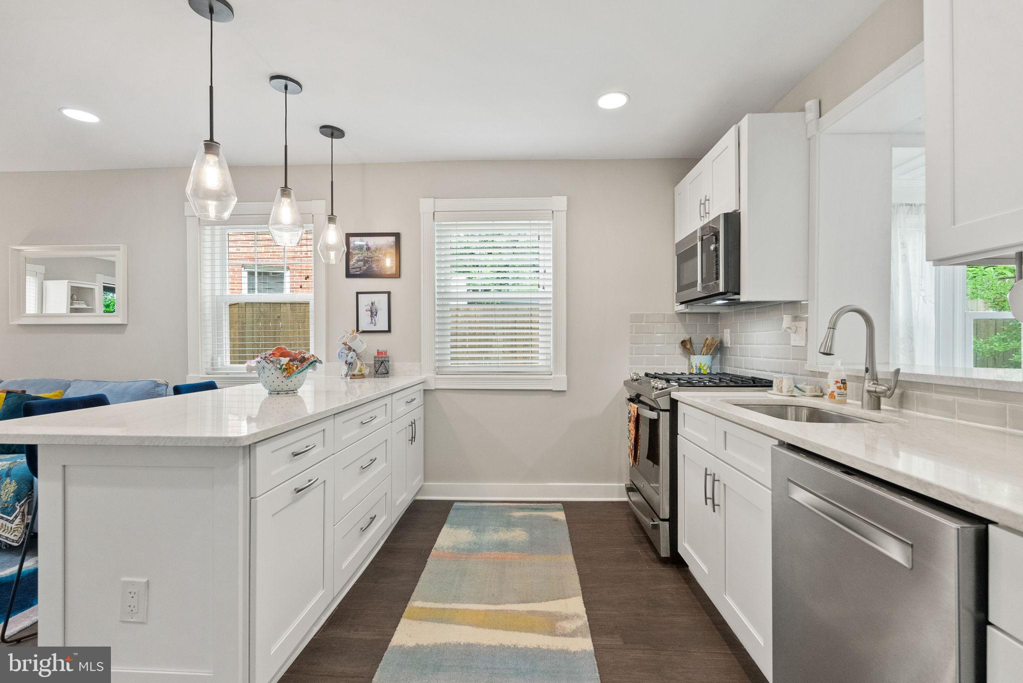 ROSEMONT - Residential