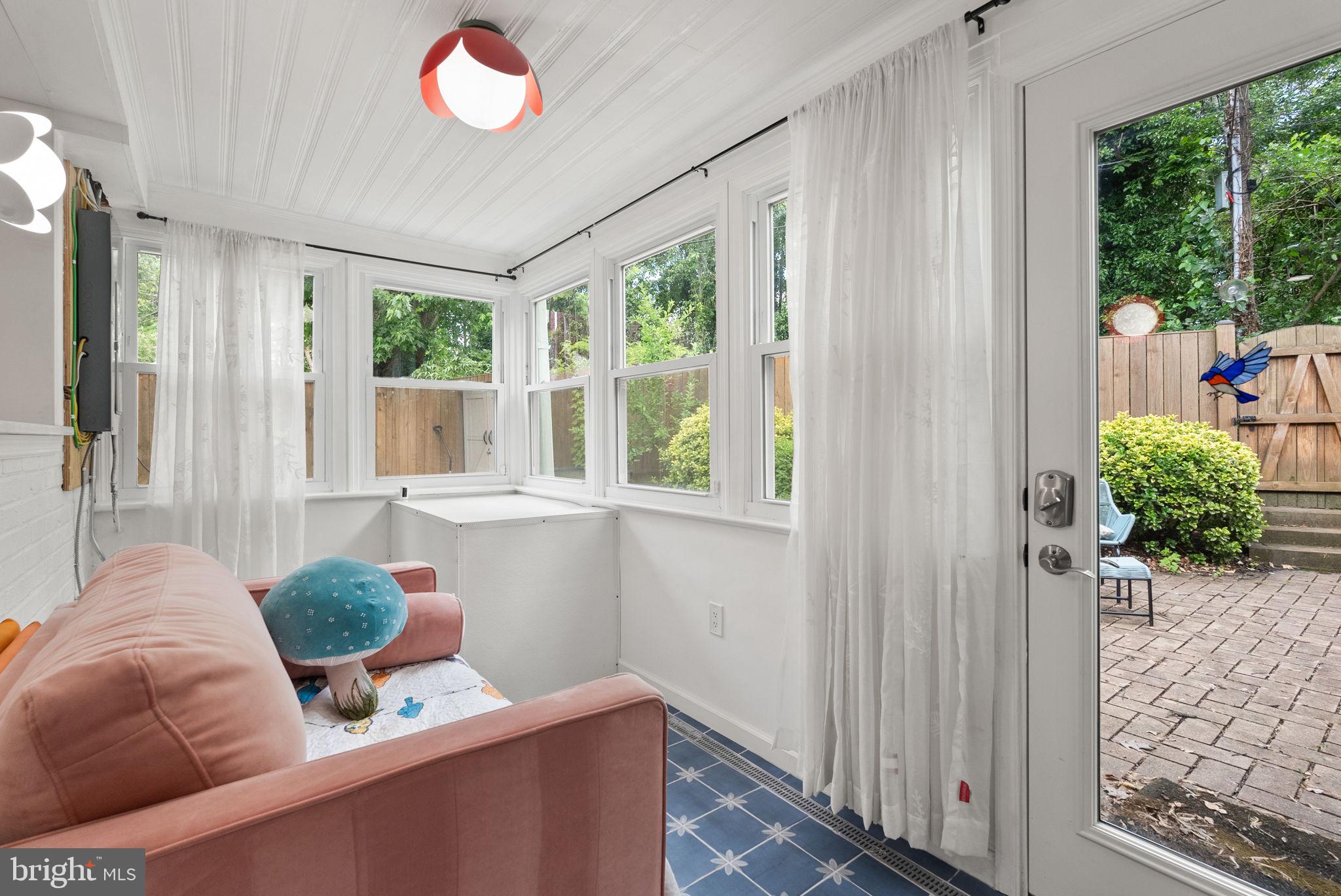 ROSEMONT - Residential