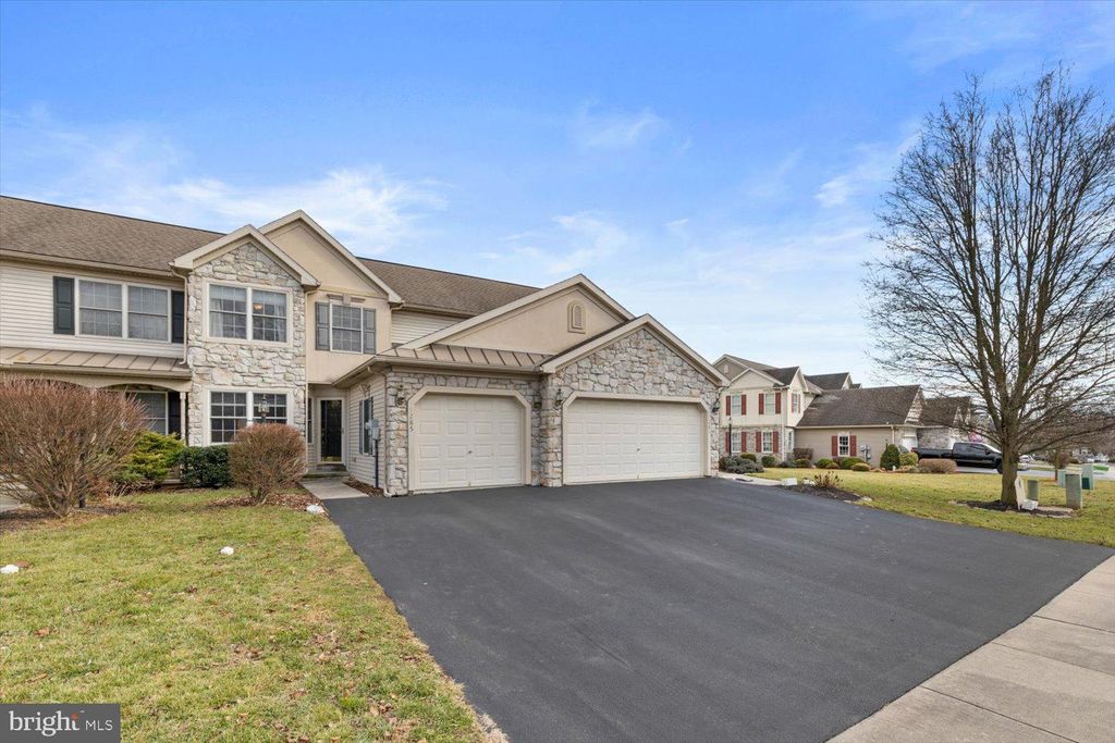 Photo of 1285 HAMMON AVE, EPHRATA, PA 17522 (MLS # PALA2030148)