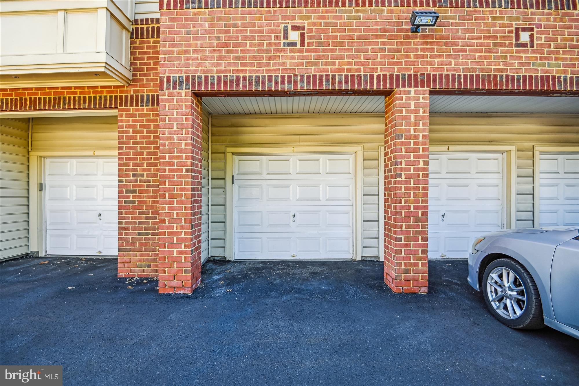 ENCLAVE AT ELLICOTT HILLS - Residential