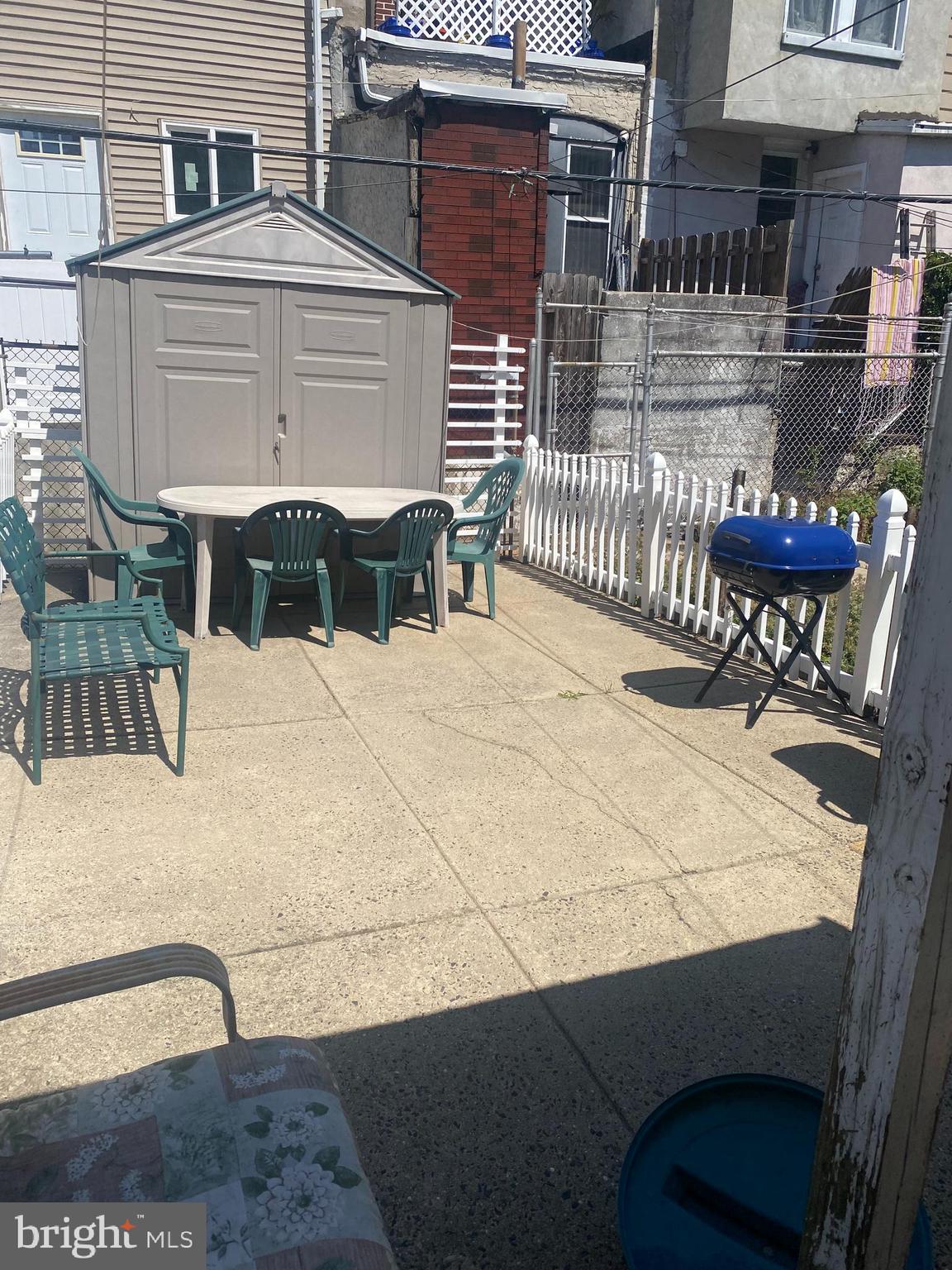 PORT RICHMOND - Residential