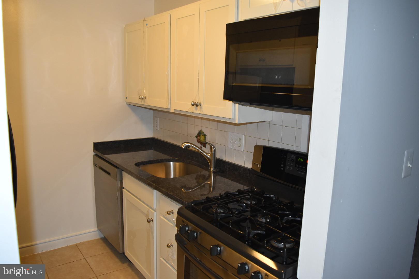 FALLS CHURCH GARDENS - Residential