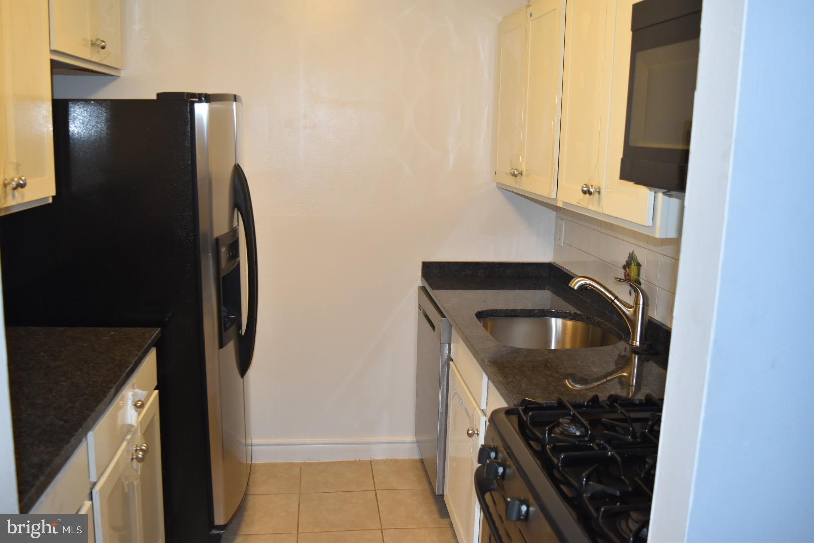 FALLS CHURCH GARDENS - Residential