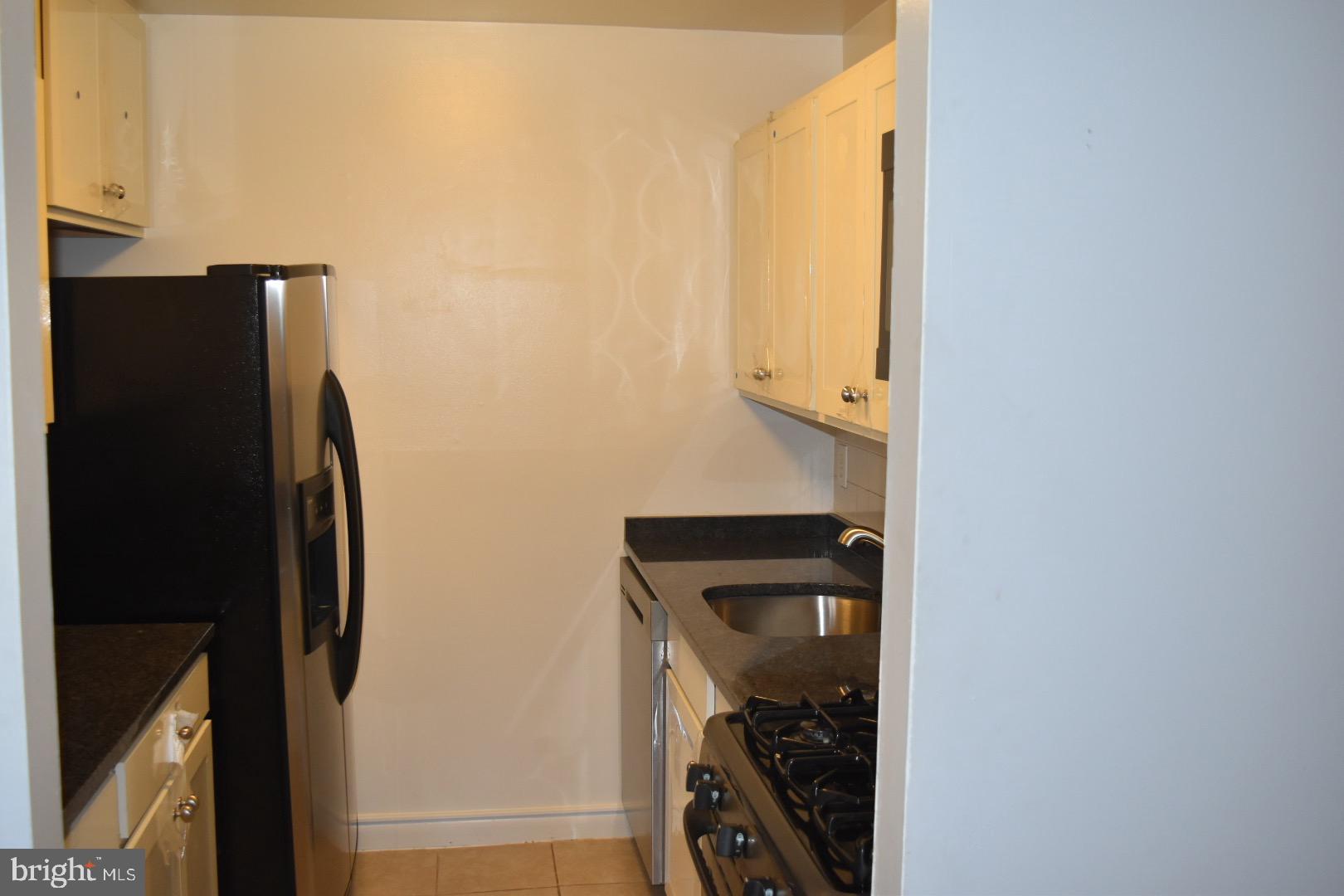 FALLS CHURCH GARDENS - Residential