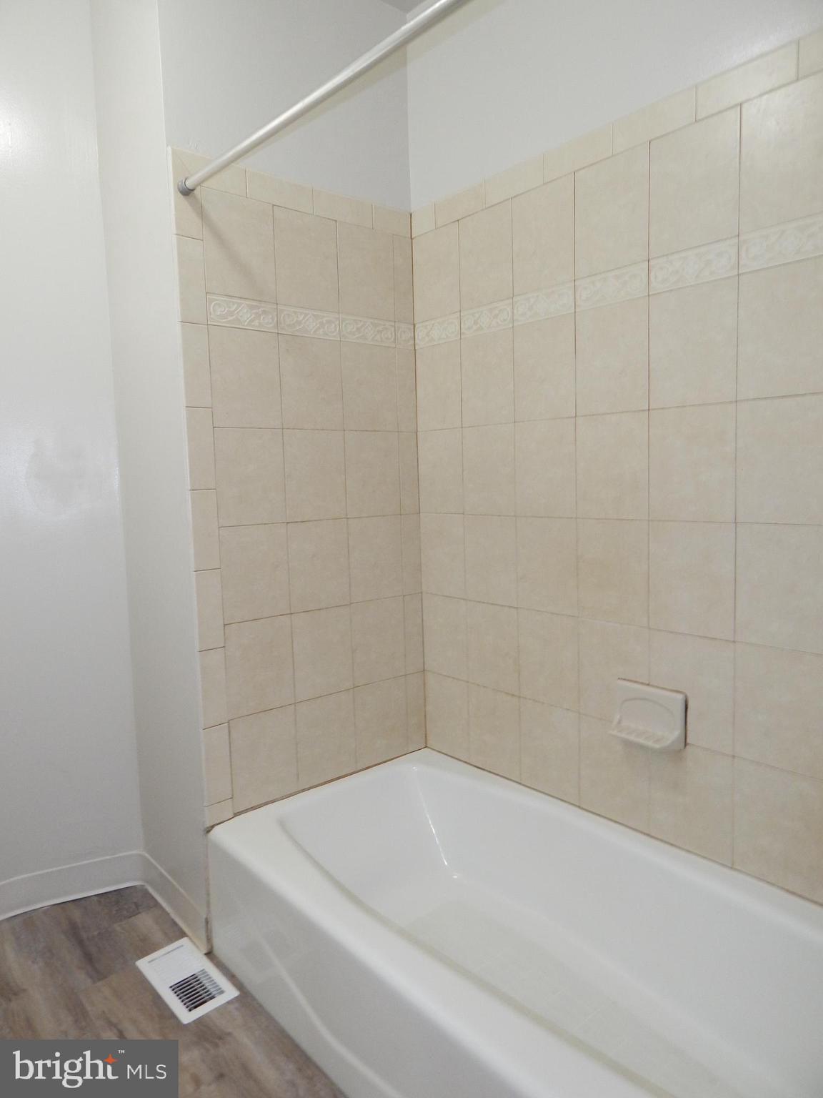 CHARLES VILLAGE - Residential