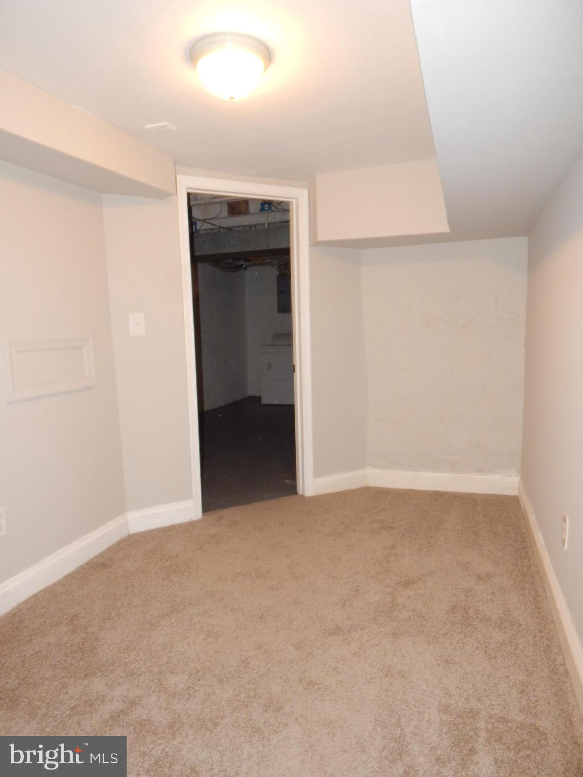 CHARLES VILLAGE - Residential