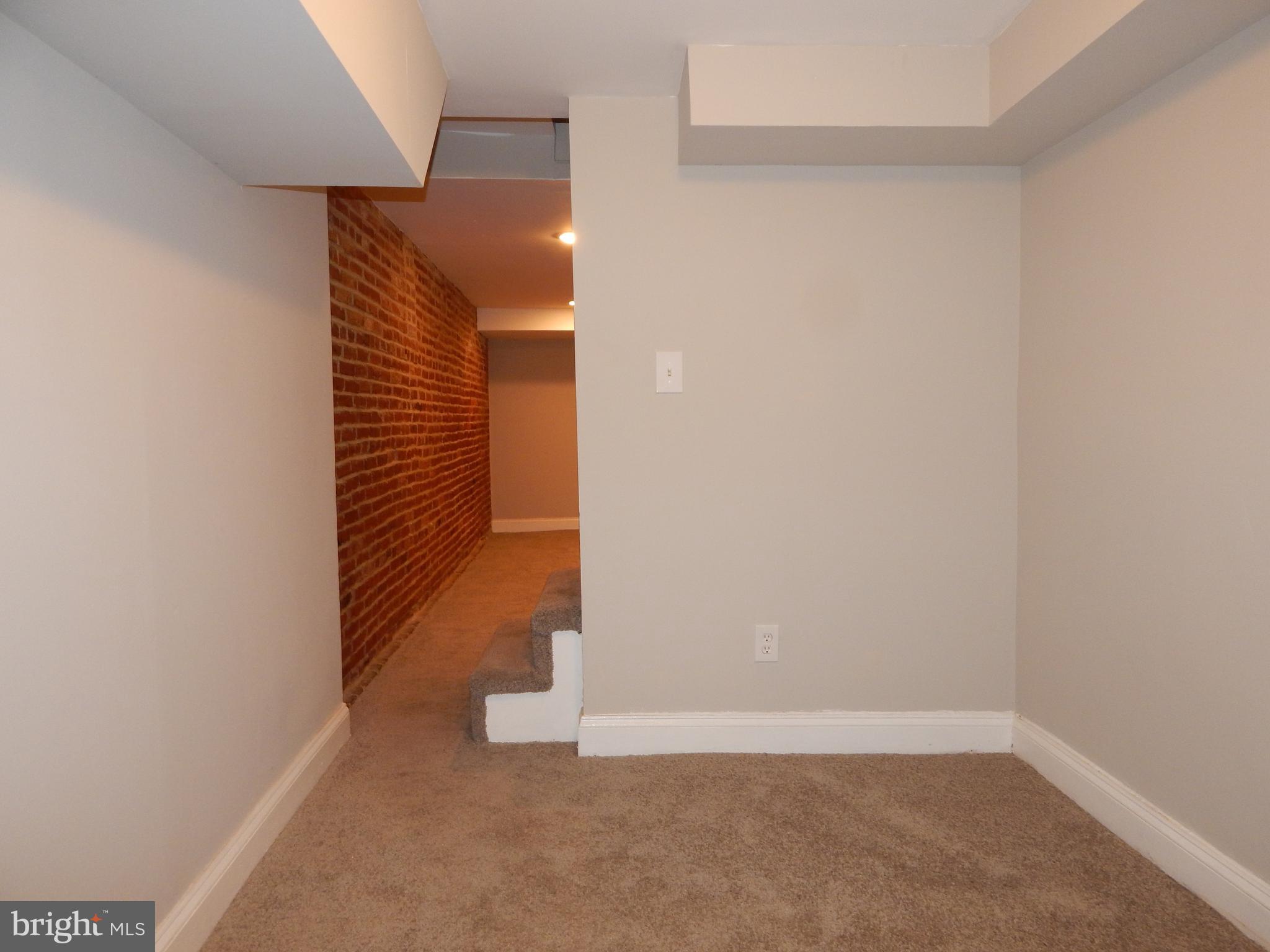 CHARLES VILLAGE - Residential