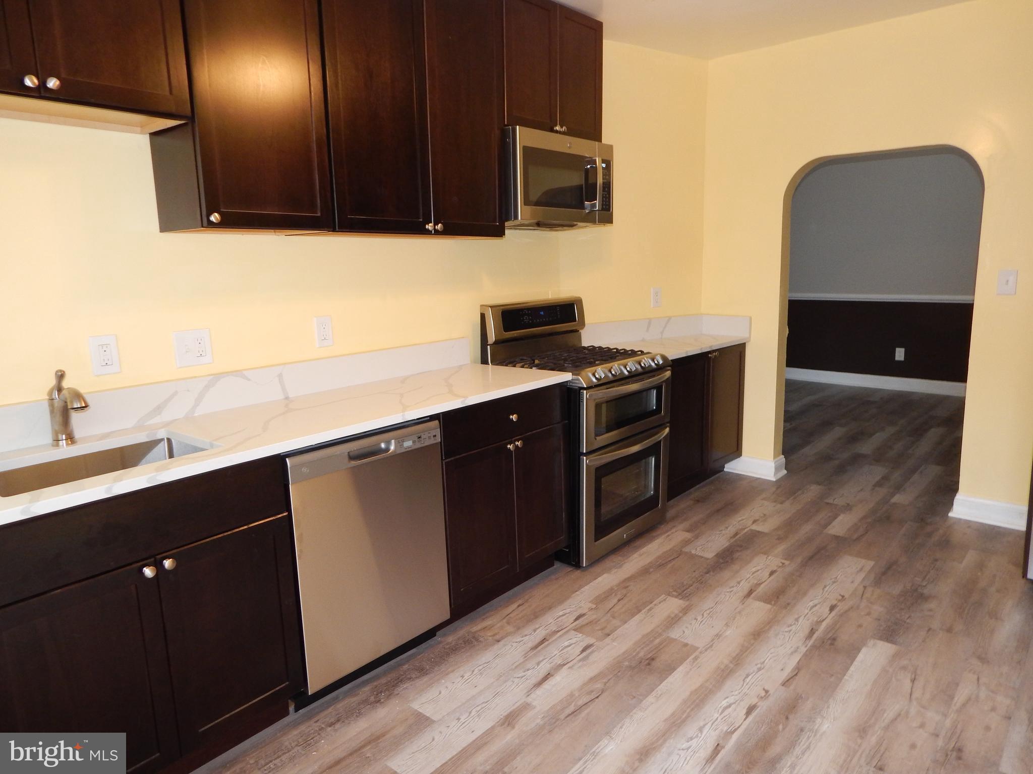 CHARLES VILLAGE - Residential