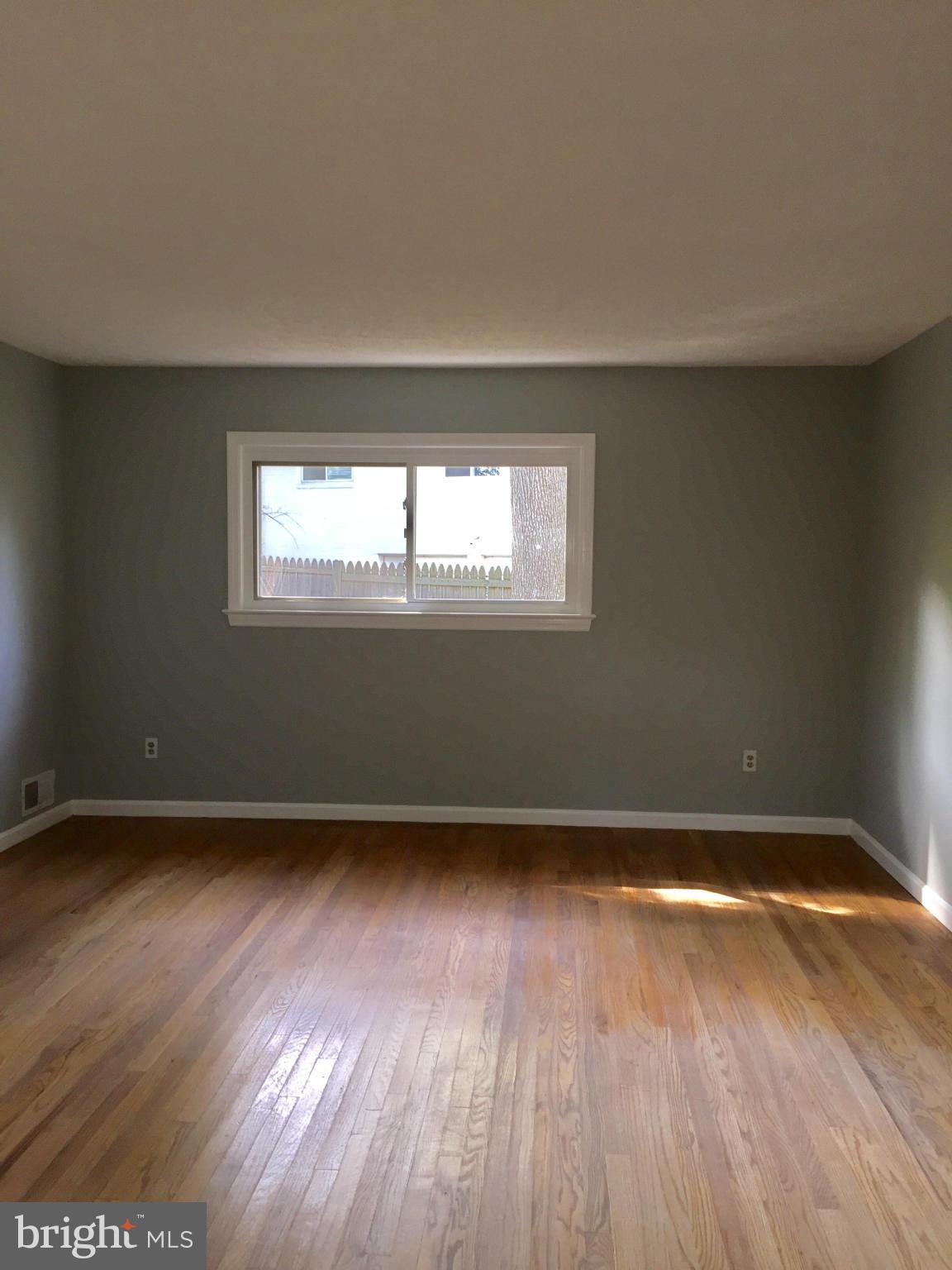 TANTALLON ON THE POTOMAC - Residential Lease