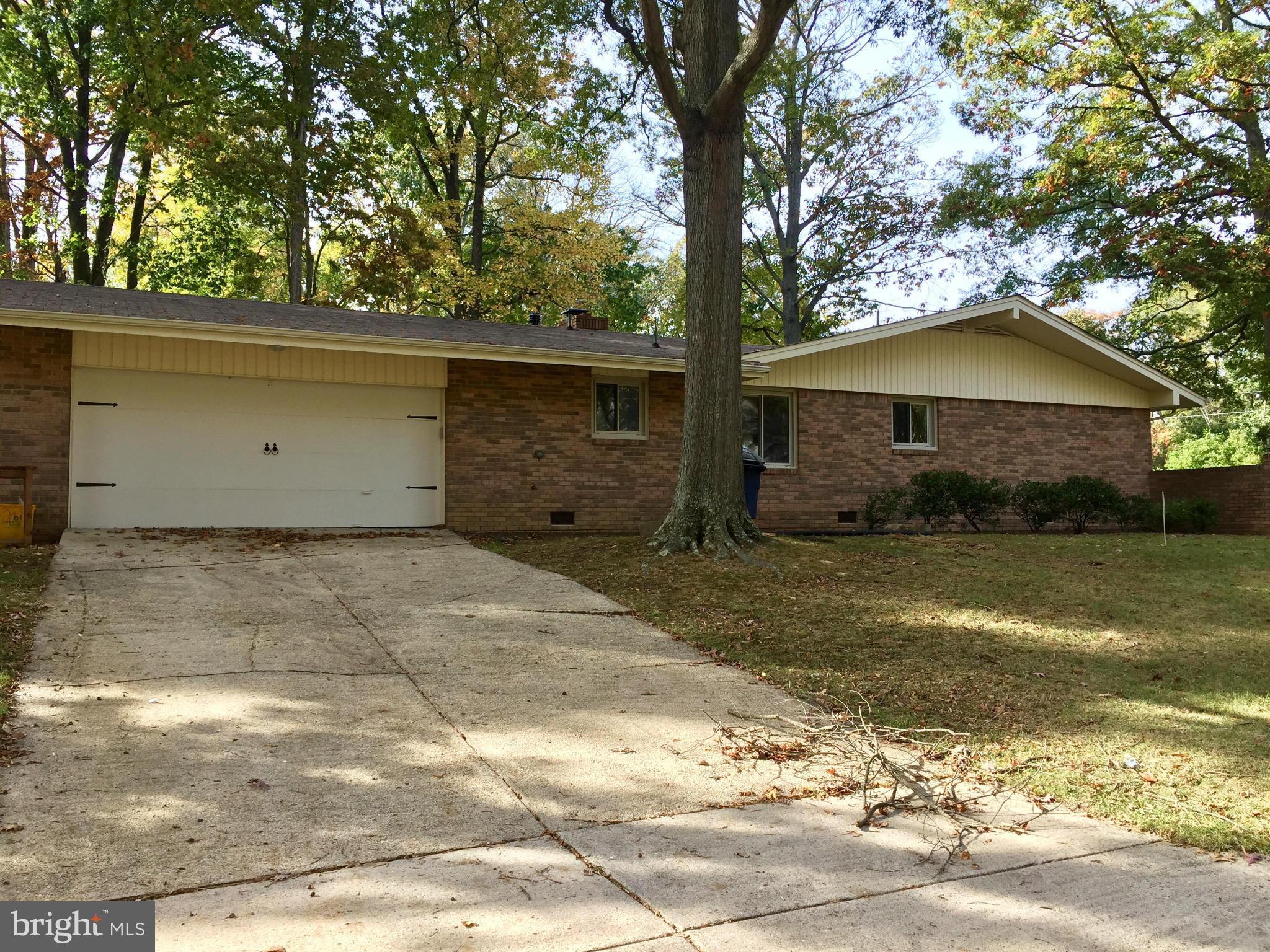 TANTALLON ON THE POTOMAC - Residential Lease